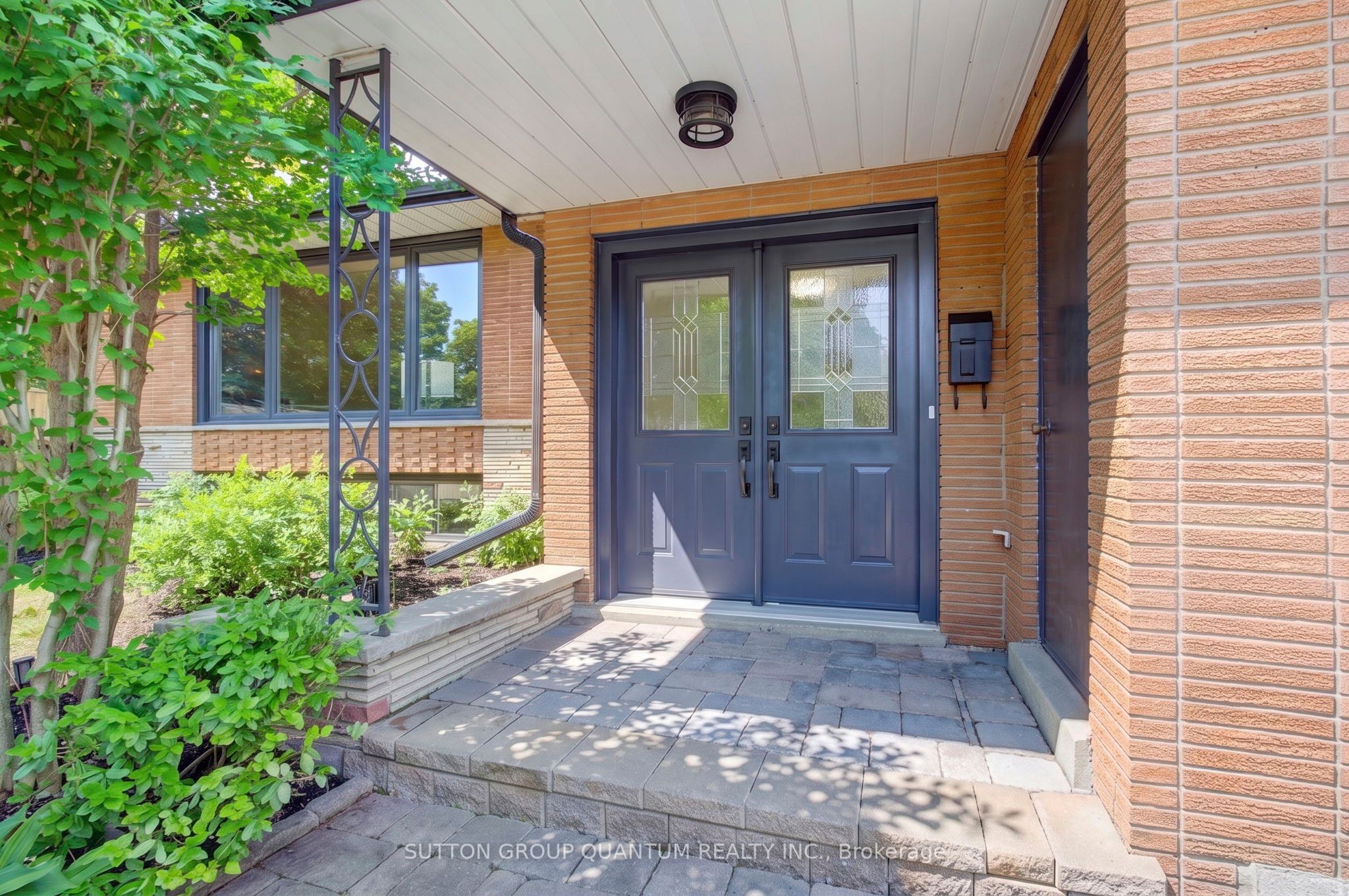 3456 Riverspray Crescent, Mississauga, ON L4Y 3M7 photo 4