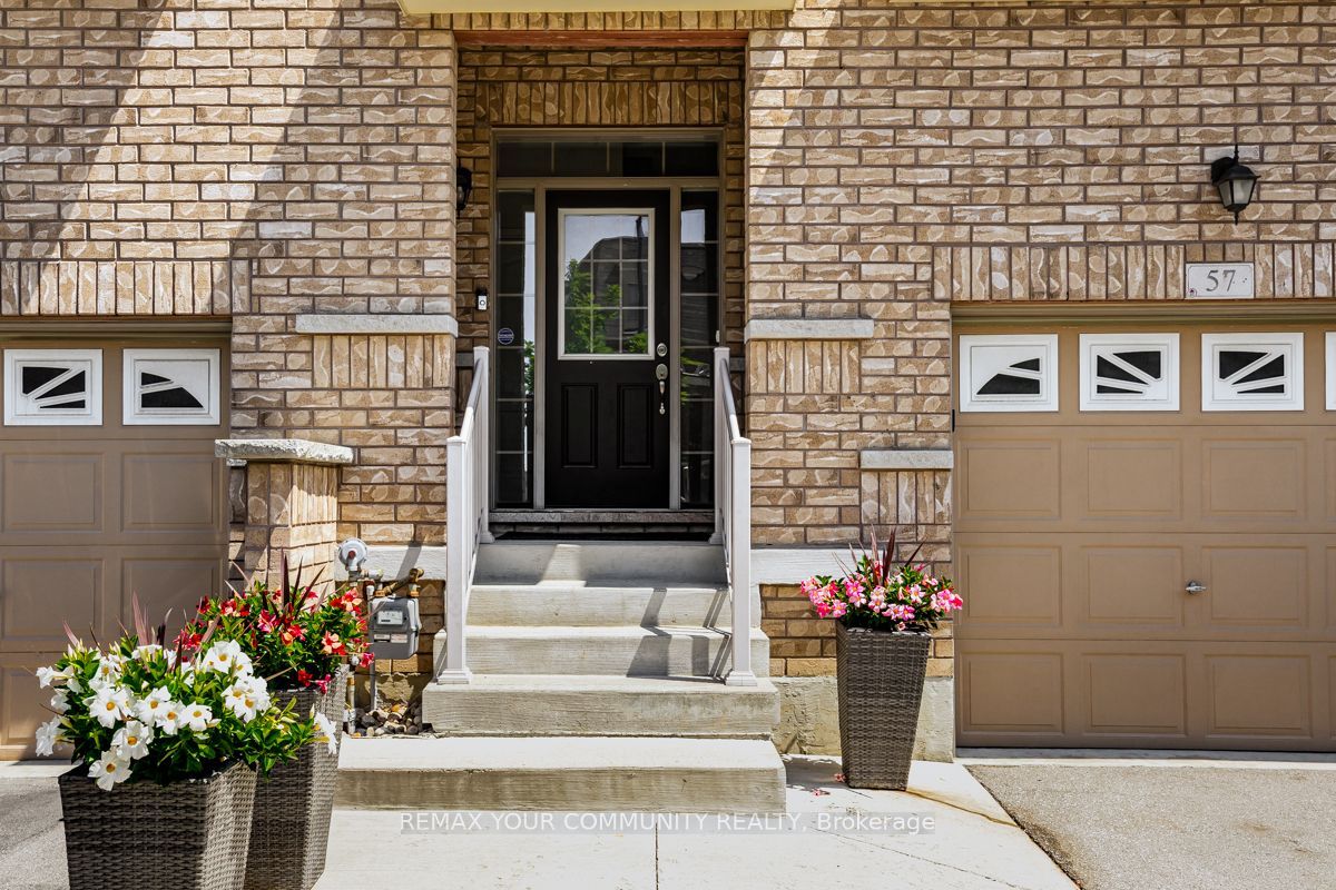 57 Davenfield Circle, Brampton, ON L6P 4L9 photo 4