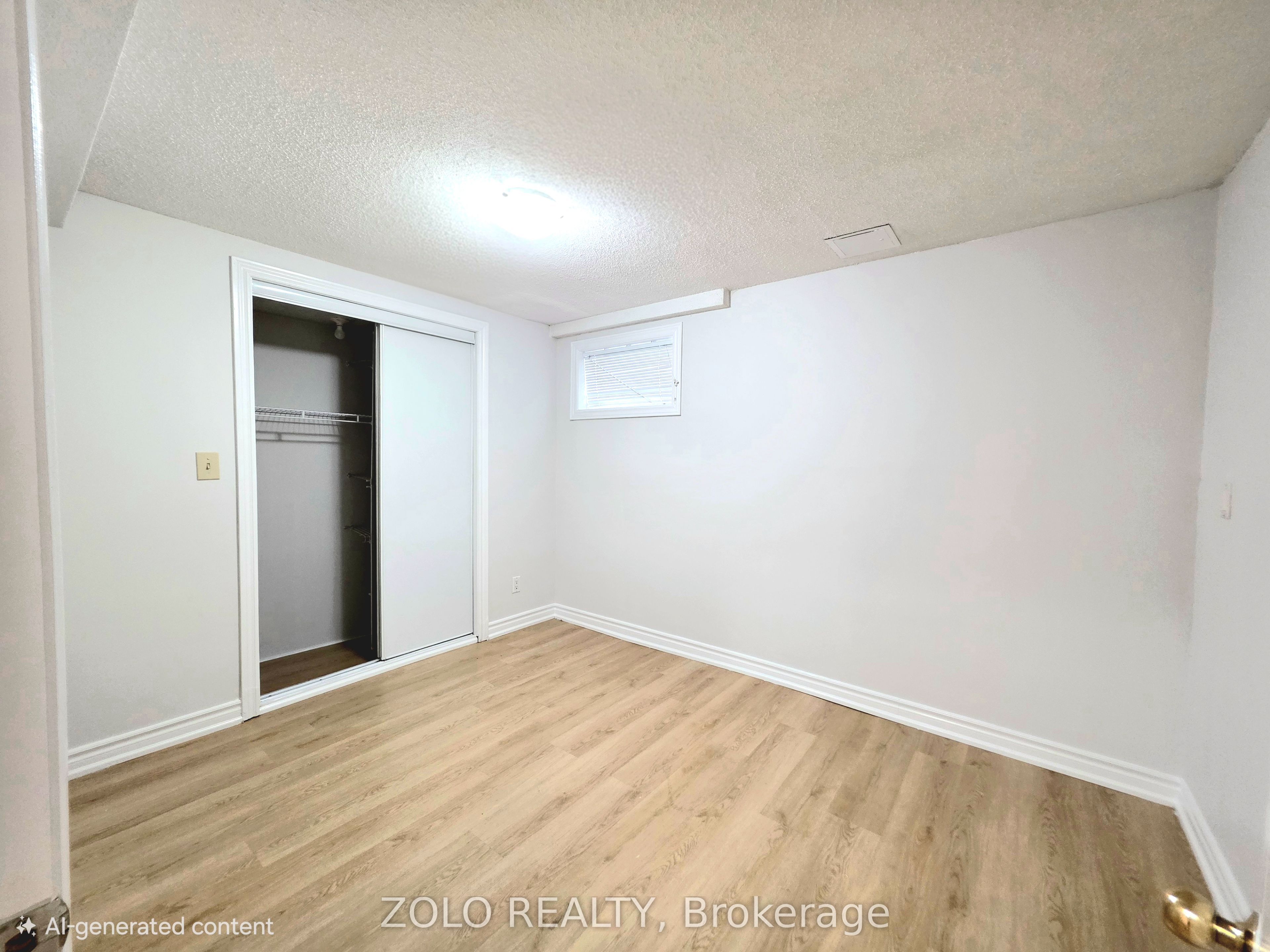 4233 Greybrook Crescent, Mississauga, ON L4W 3G5 photo 5