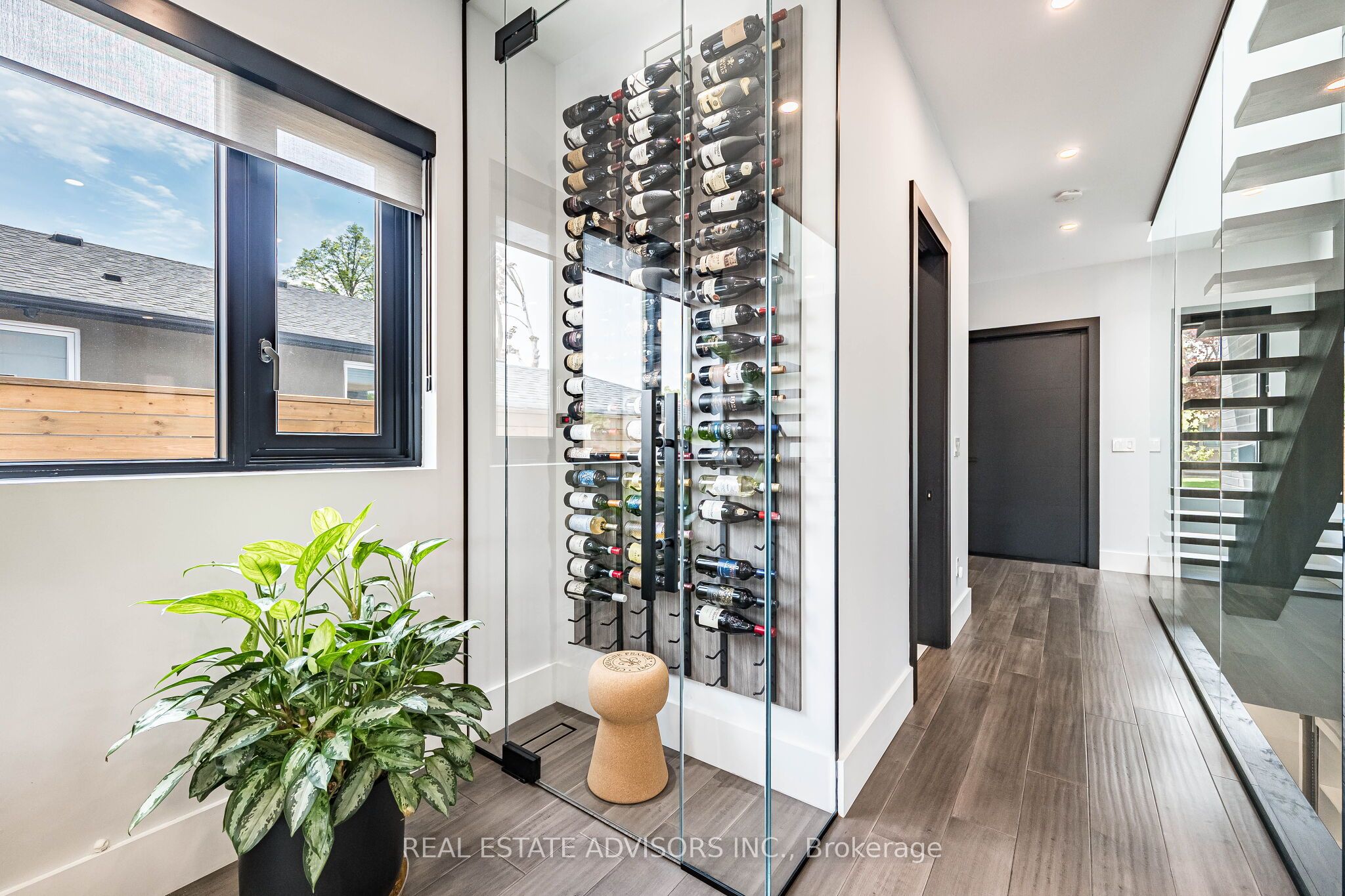 50 Beckwith Road E, Toronto, ON M9C 3Y1 photo 4