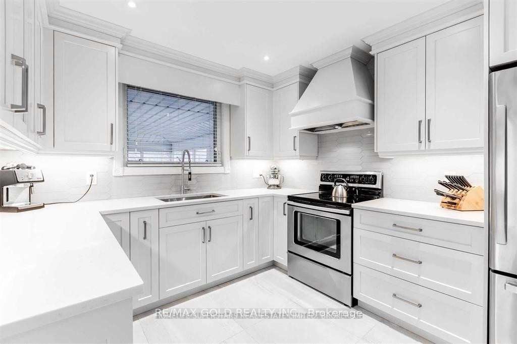 3472 Rexway Drive, Burlington, ON L7N 2L6 photo 4