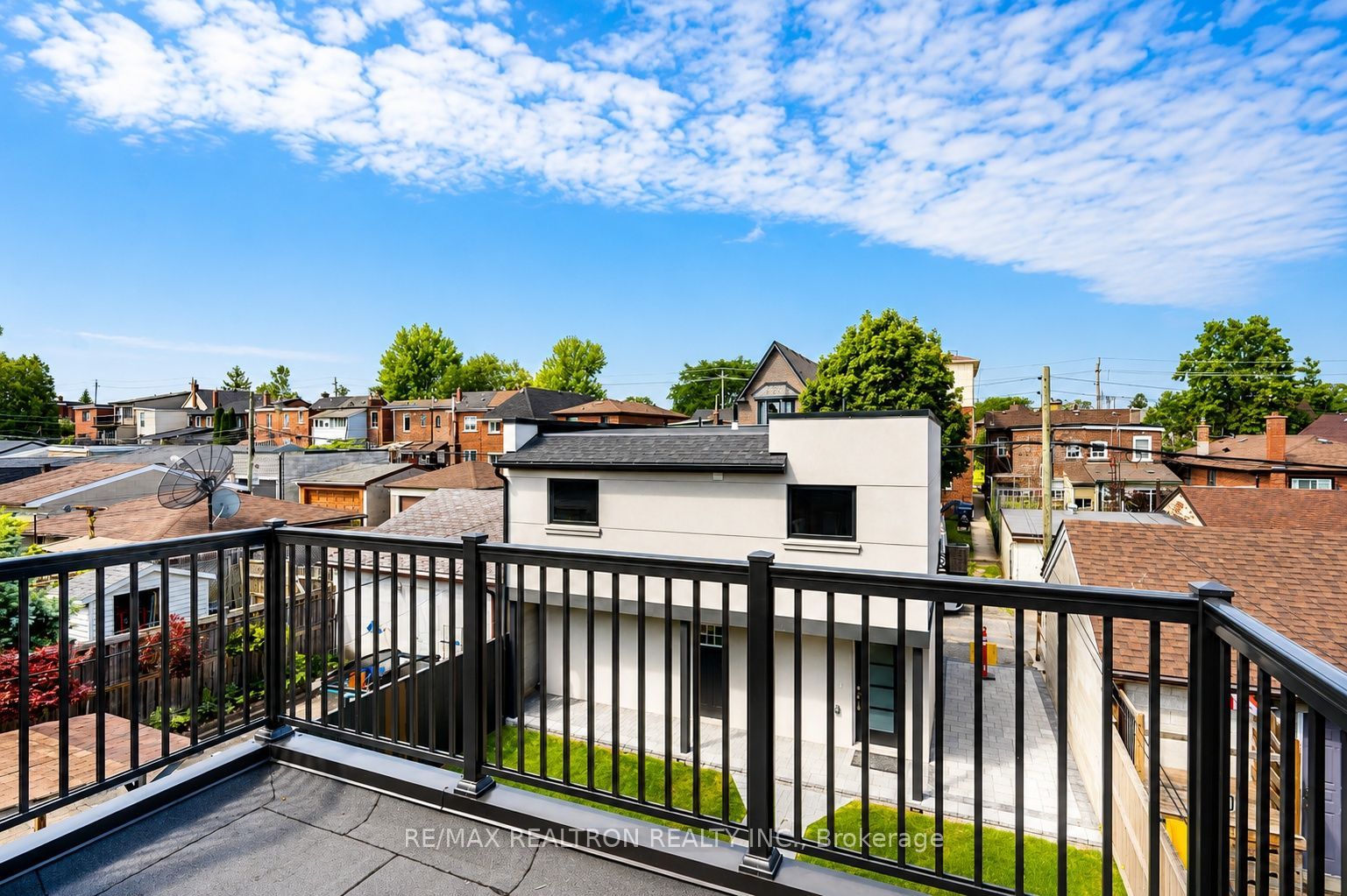 230 Boon Avenue Laneway, Toronto, ON M6E 3Z8 photo 5