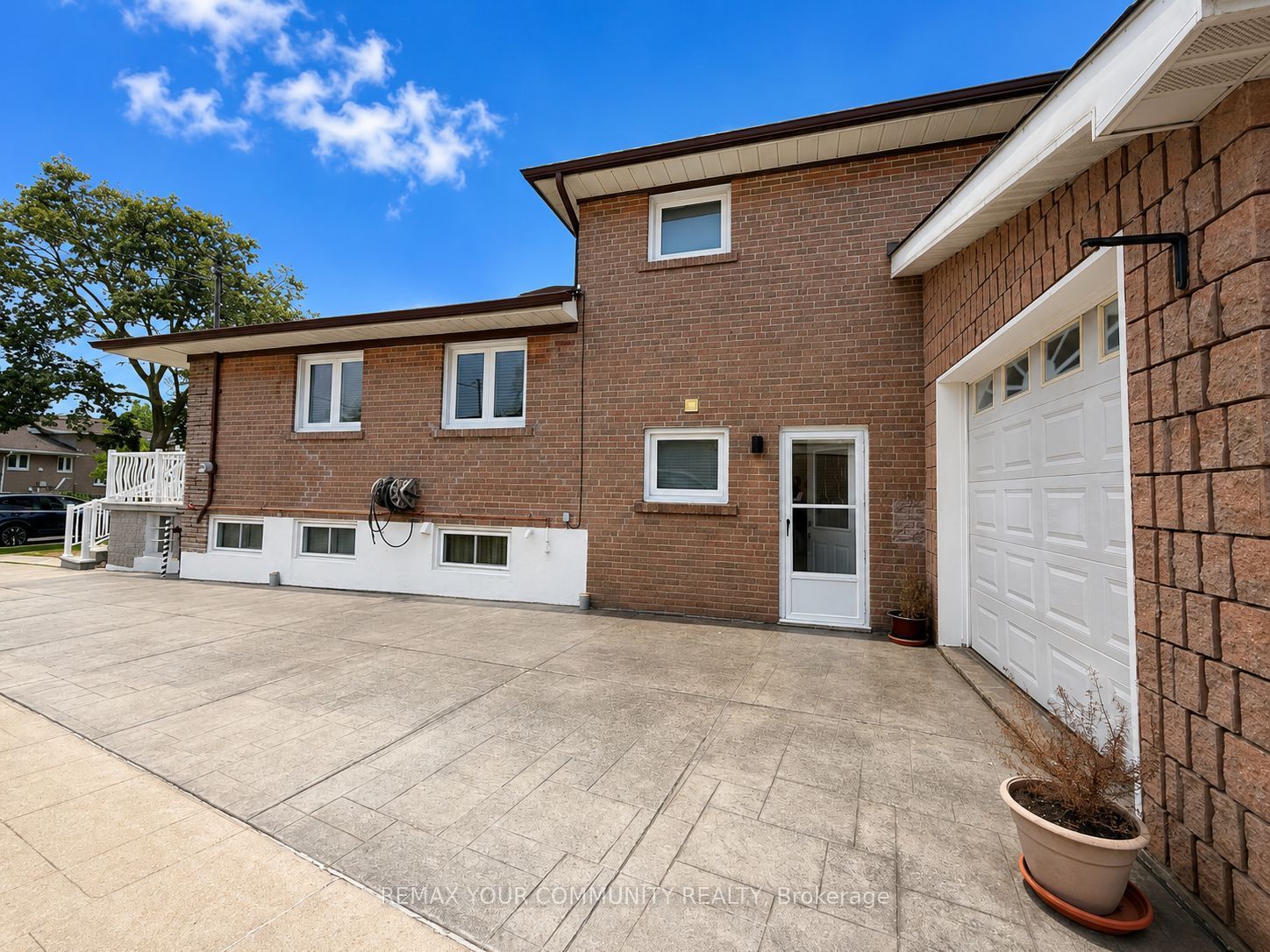 71 Gambello Crescent, Toronto, ON M3J 1W2 photo 4