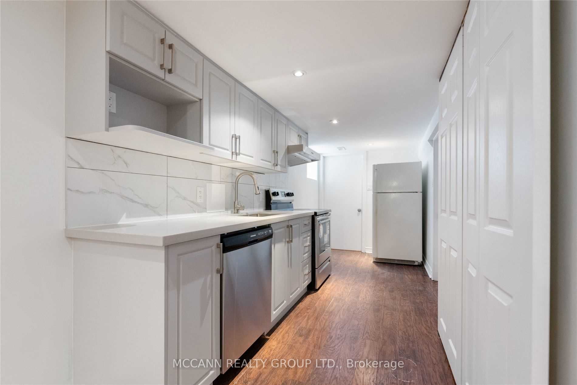 114 Belgravia Avenue BASEMENT, Toronto, ON M6E 2M5 photo 5