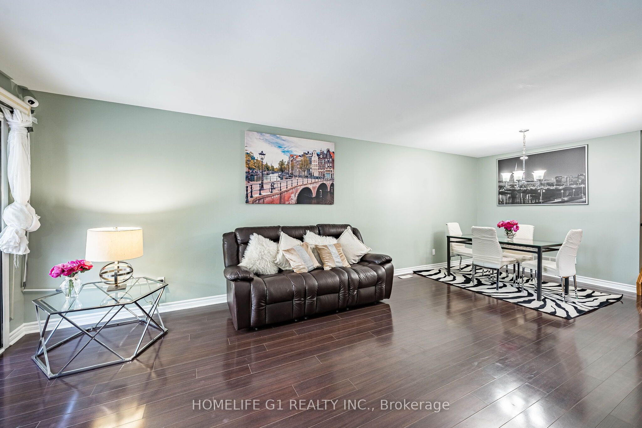 8 Holgate Court, Brampton, ON L6Z 1S1 photo 3