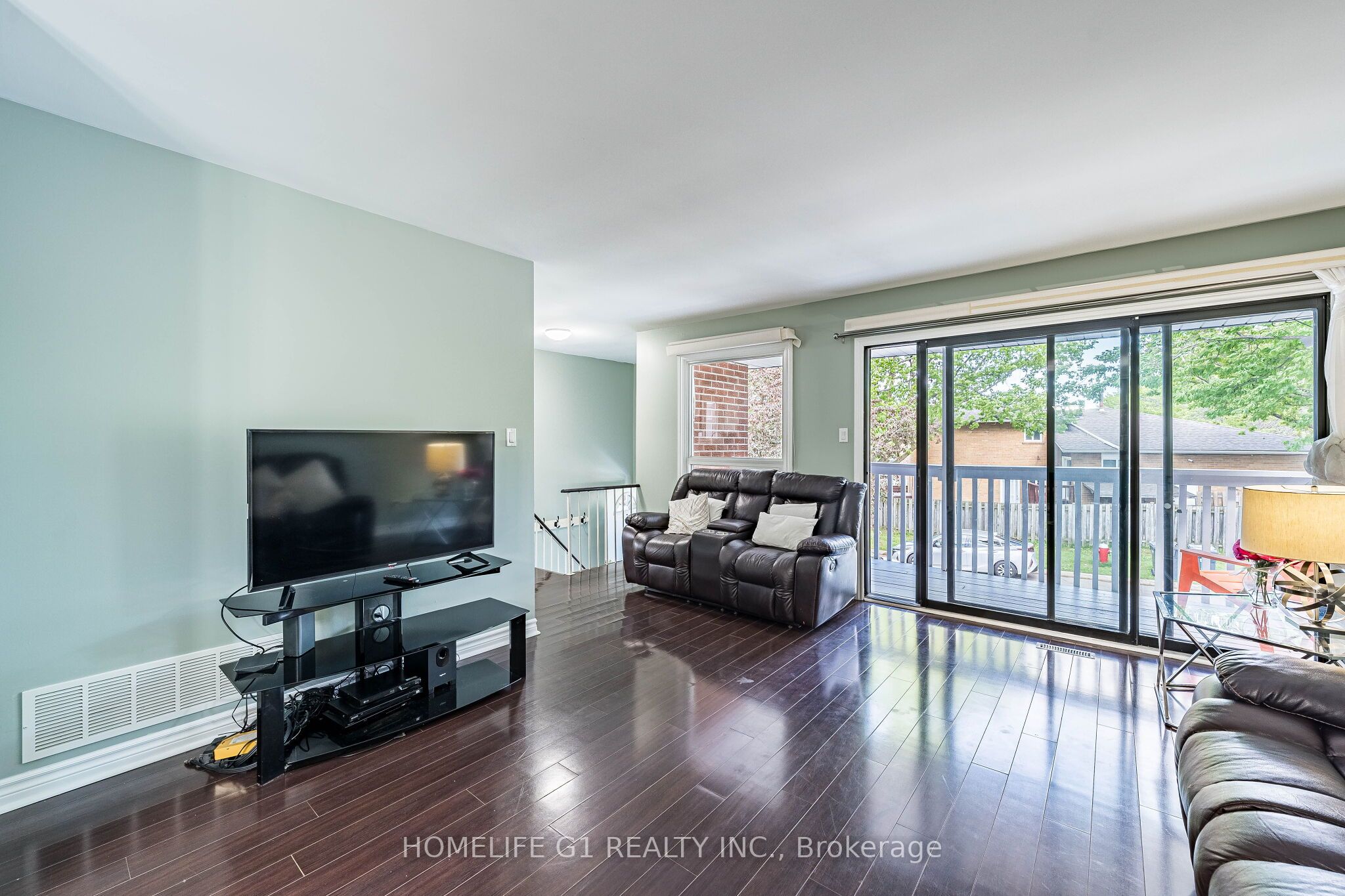 8 Holgate Court, Brampton, ON L6Z 1S1 photo 5