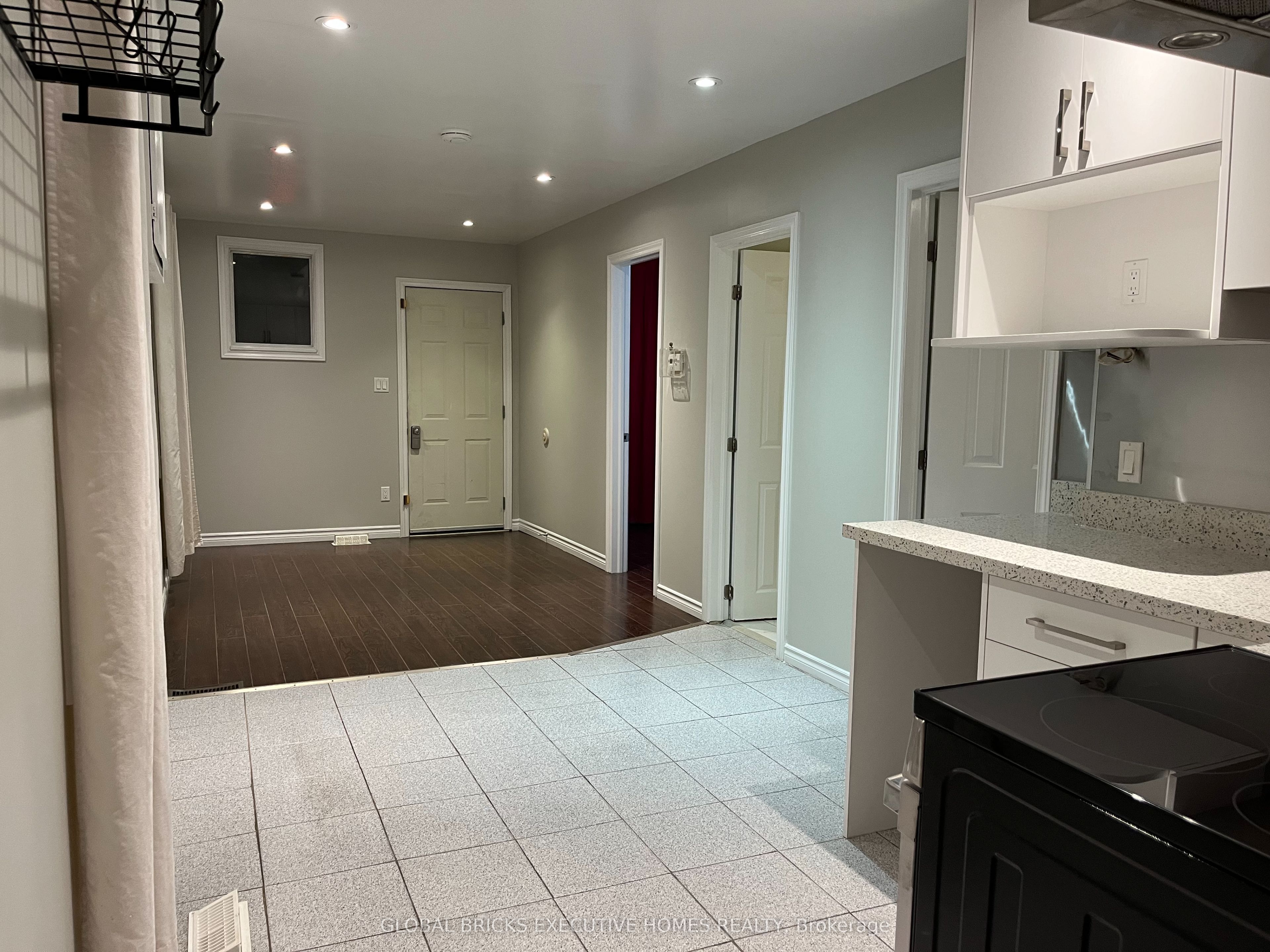 367 Kipling Avenue, Toronto, ON M8V 3K8 photo 2