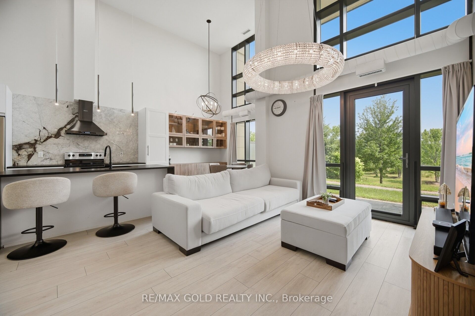 65 Yorkland Boulevard 111, Brampton, ON L6P 4M5