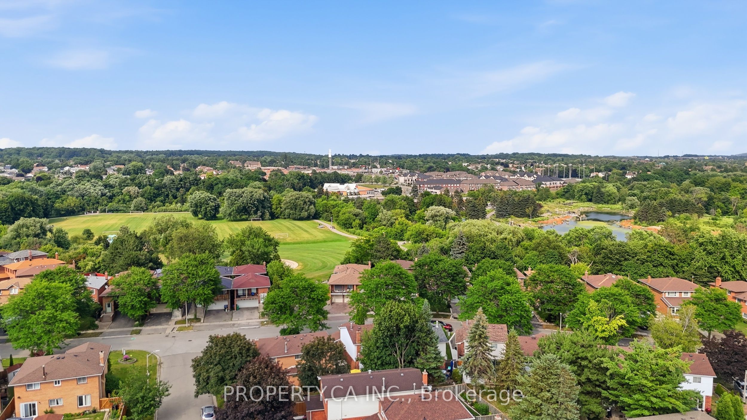 35 Lakecrest Trail, Brampton, ON L6Z 1S3 photo 4