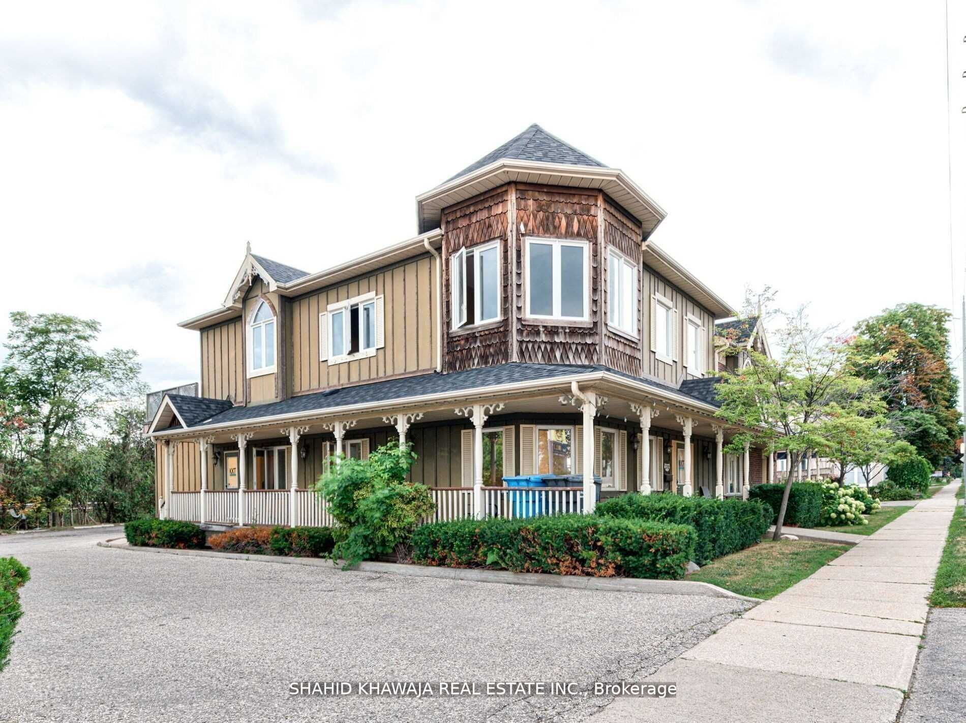 370 Queen Street S C, Mississauga, ON L5M 1M2