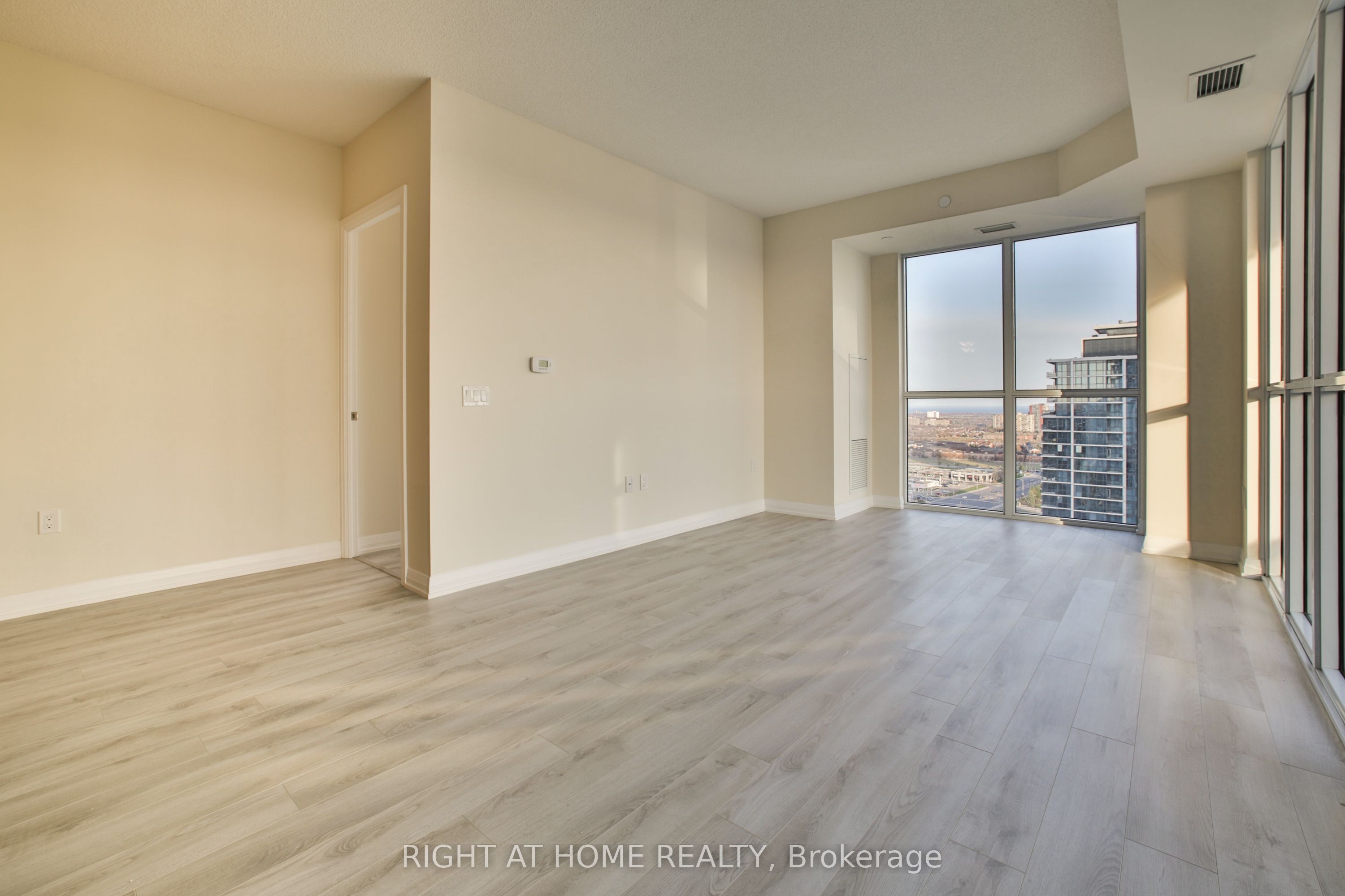 35 WATERGARDEN Drive 2014, Mississauga, ON L5R 0G8 photo 4
