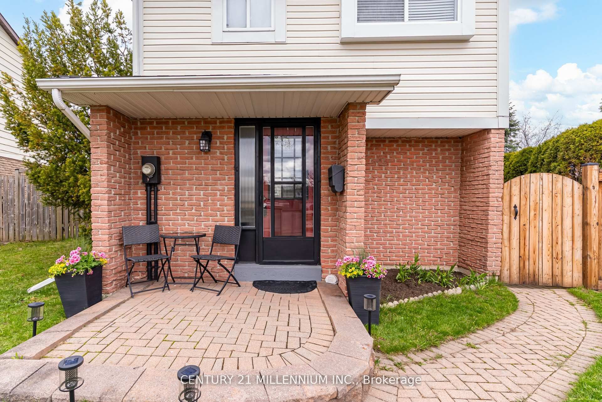 72 Karen Court, Orangeville, ON L9W 3S3 photo 3