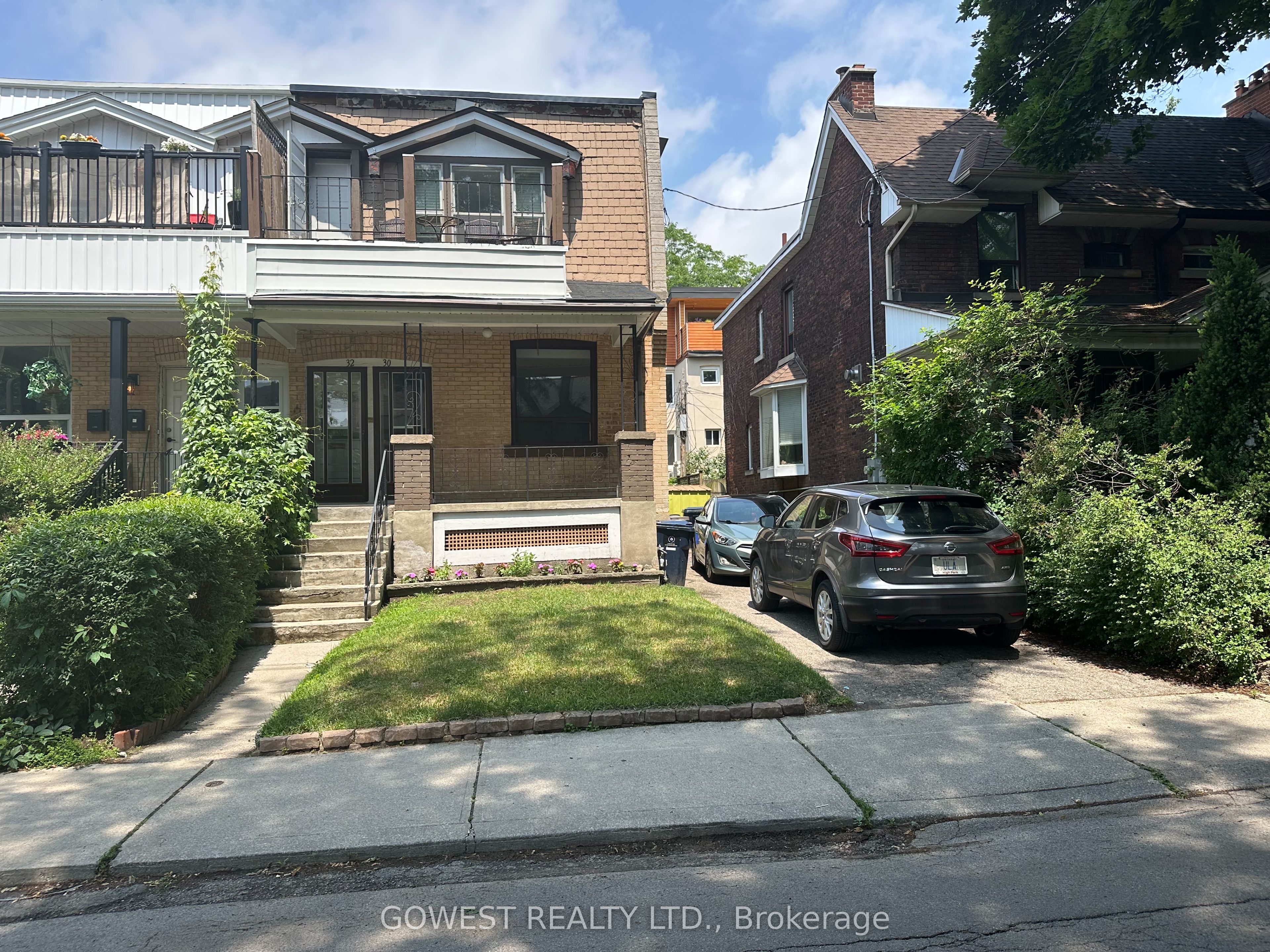 30 Grenadier Road, Toronto, ON M6R 1R2