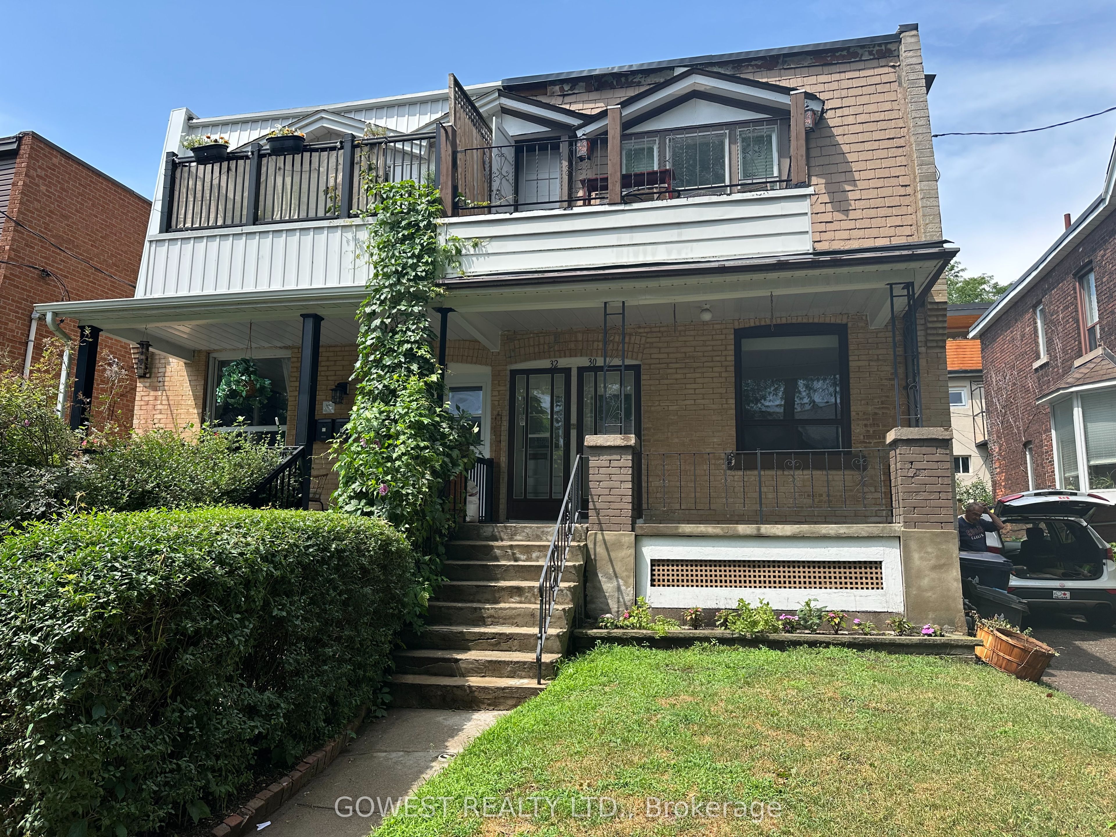30 Grenadier Road, Toronto, ON M6R 1R2 photo 3