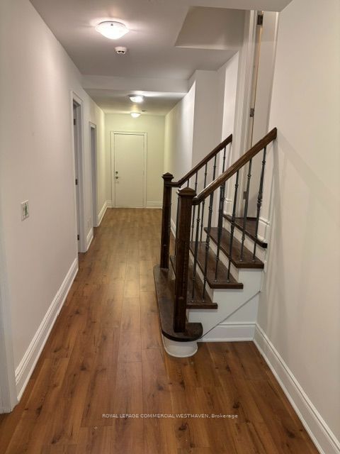 154 Regent Road, Toronto, ON M3K 1H7 photo 3