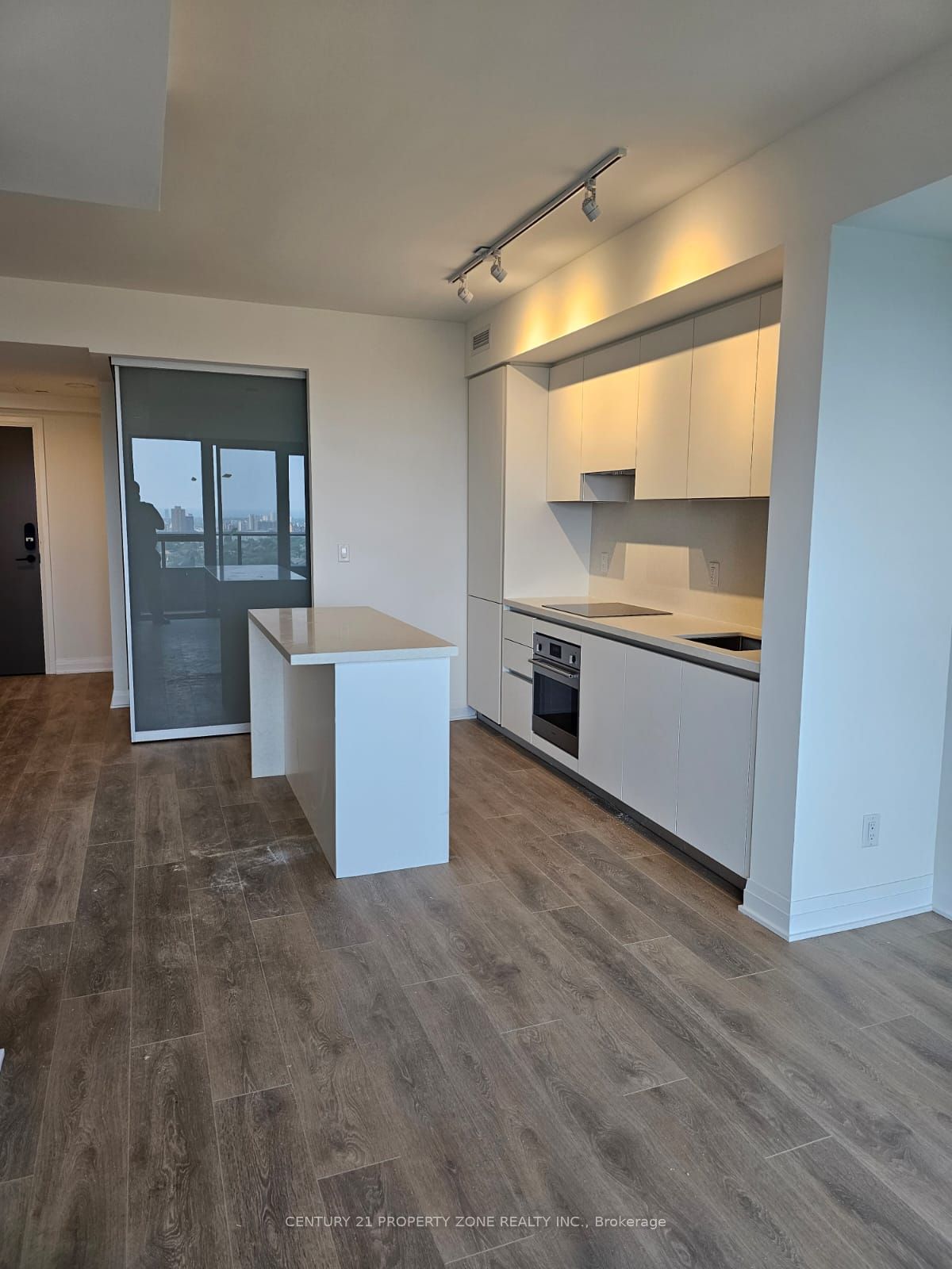 4015 The Exchange Street 1503, Mississauga, ON L5B 0N4 photo 3