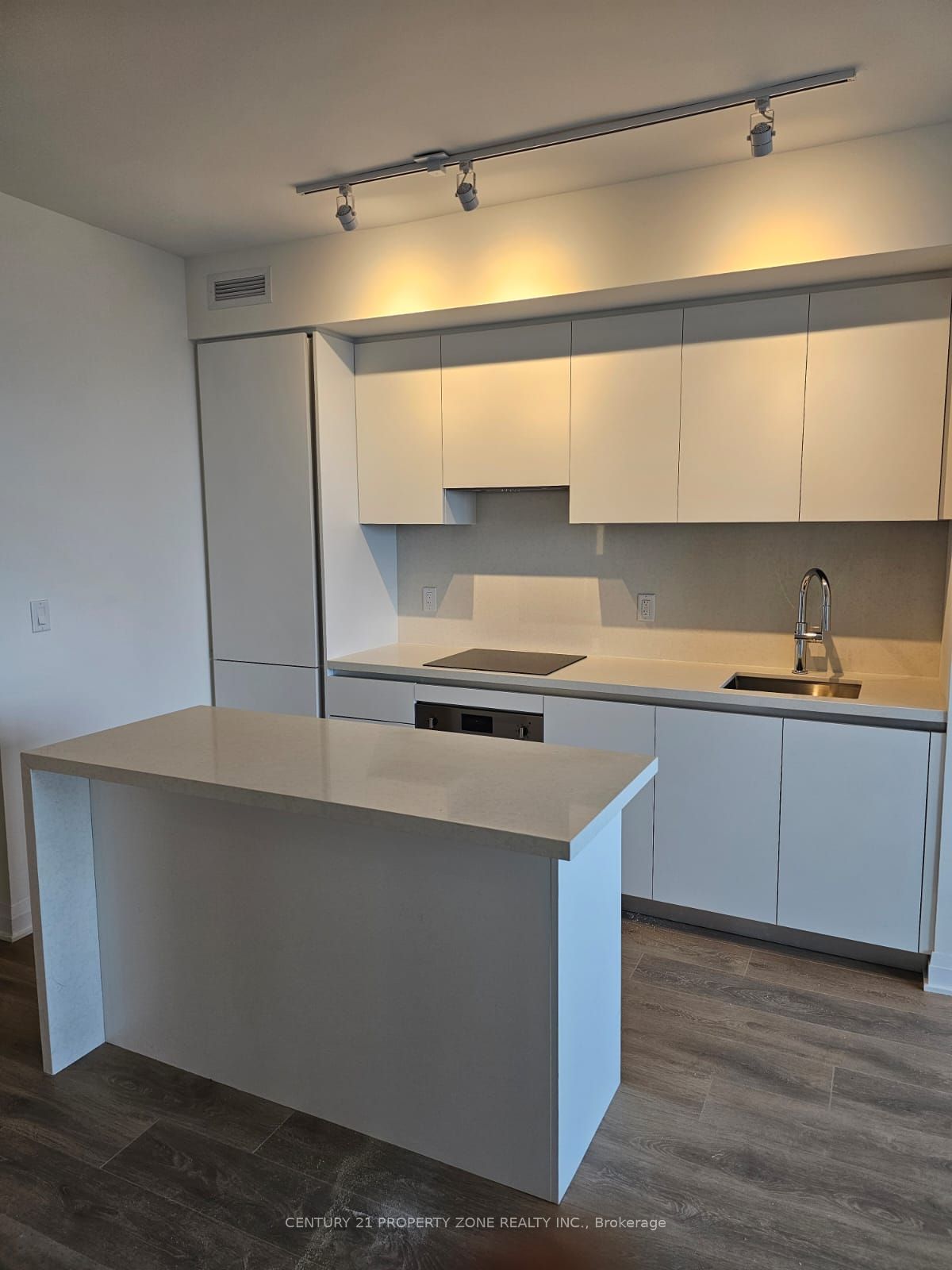 4015 The Exchange Street 1503, Mississauga, ON L5B 0N4 photo 4