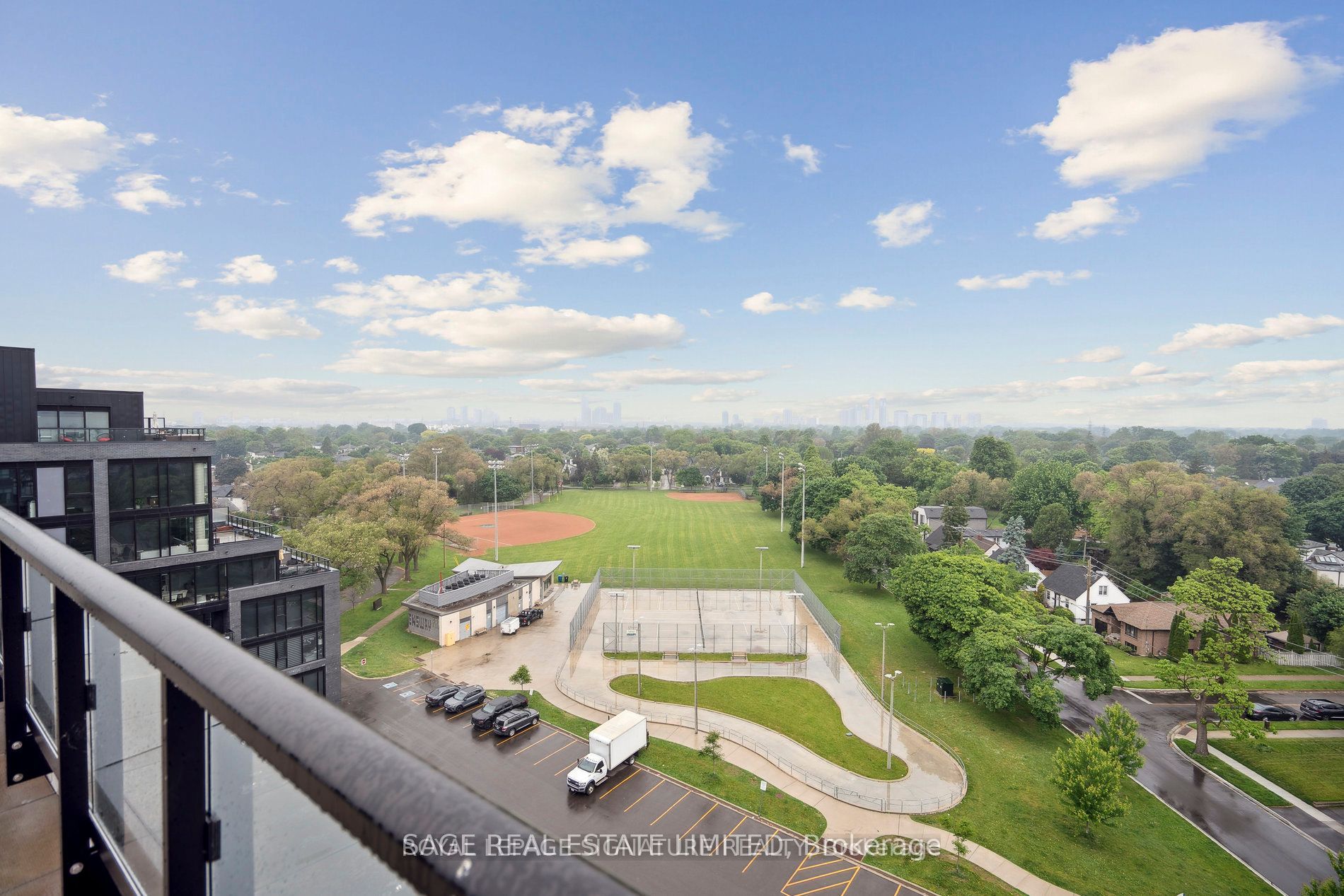 7 Smith Crescent PH 808, Toronto, ON M8Z 0G3 photo 3