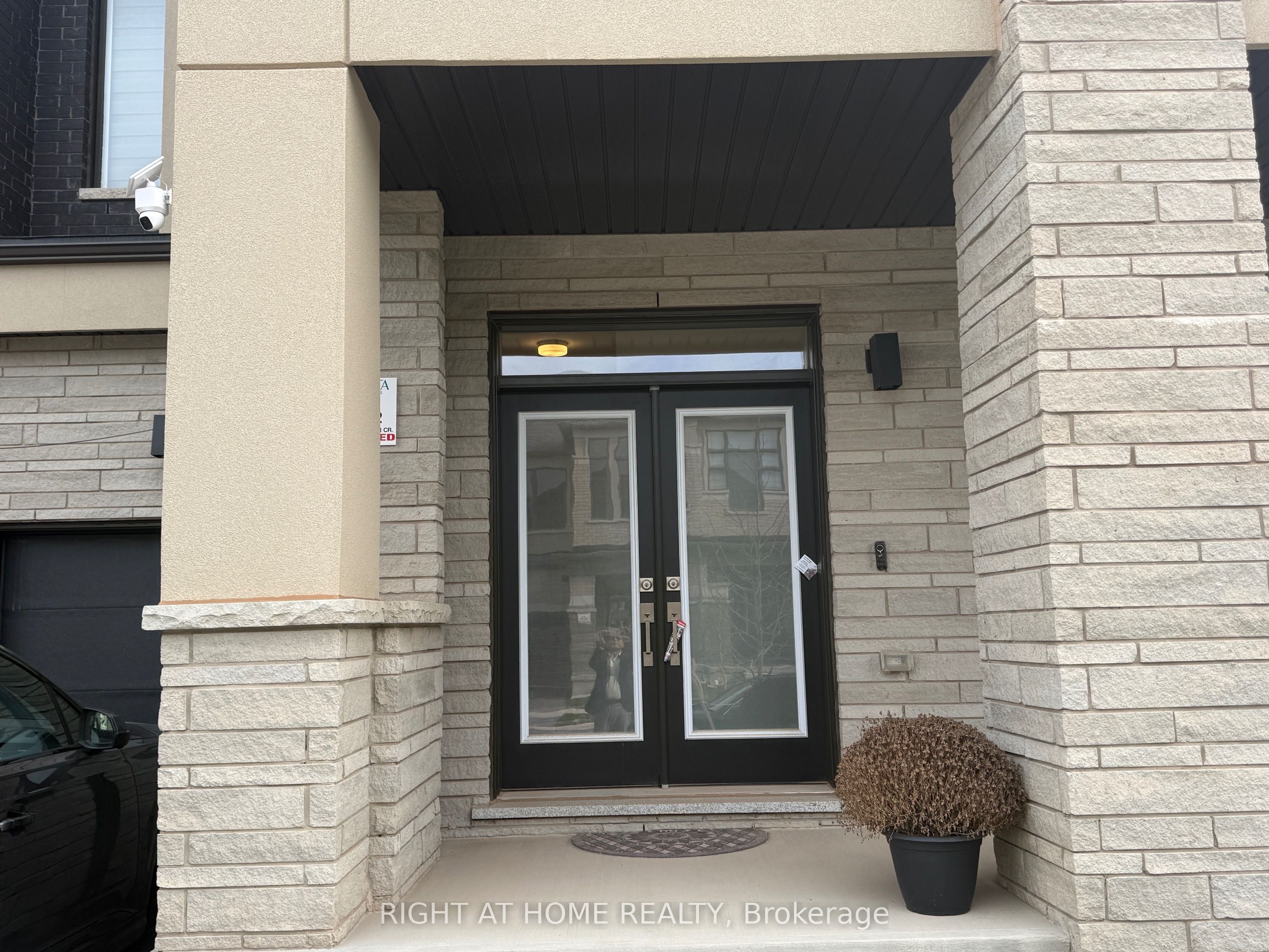 1187 Dartmouth Crescent, Oakville, ON L6H 8C3 photo 4