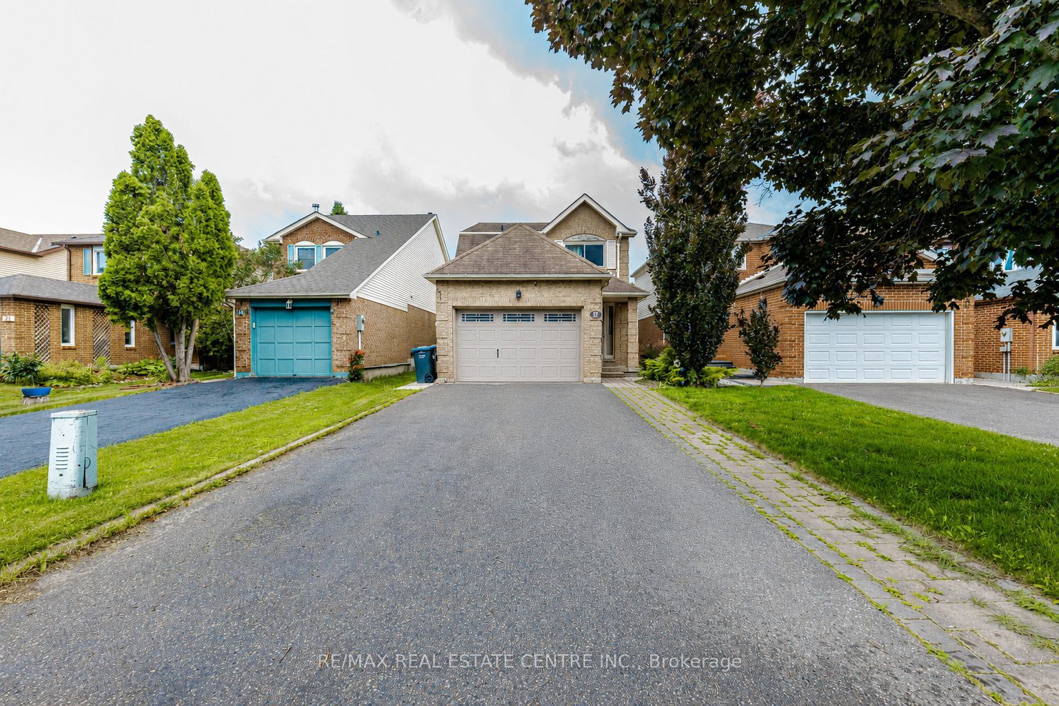 17 Scotia Drive #2, Brampton, ON L6Y 2W3