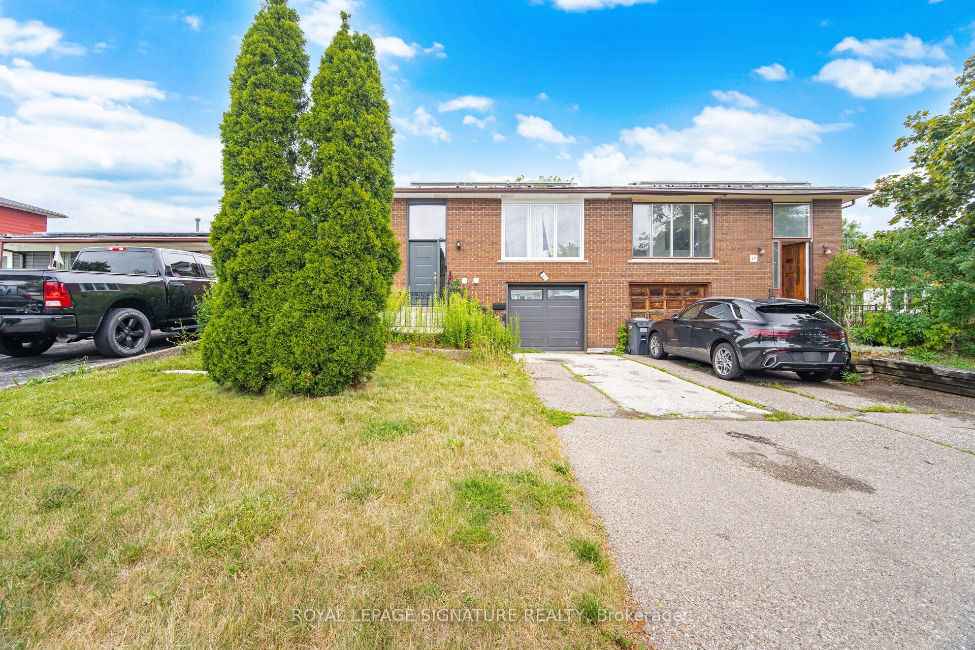 51 Wilton Drive, Brampton, ON L6W 2Z9 photo 2