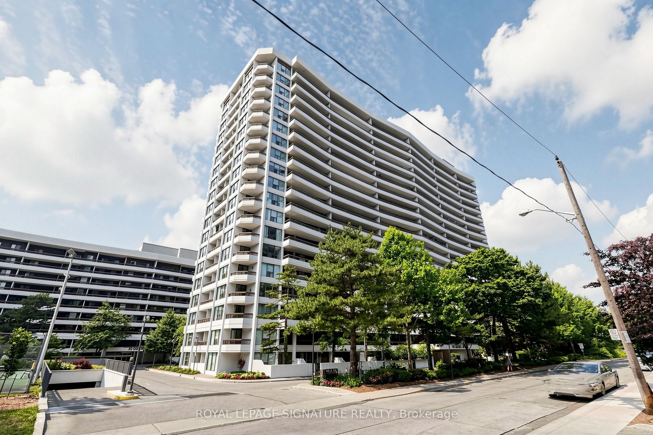 100 Quebec Avenue 1505, Toronto, ON M6P 4B8 photo 3