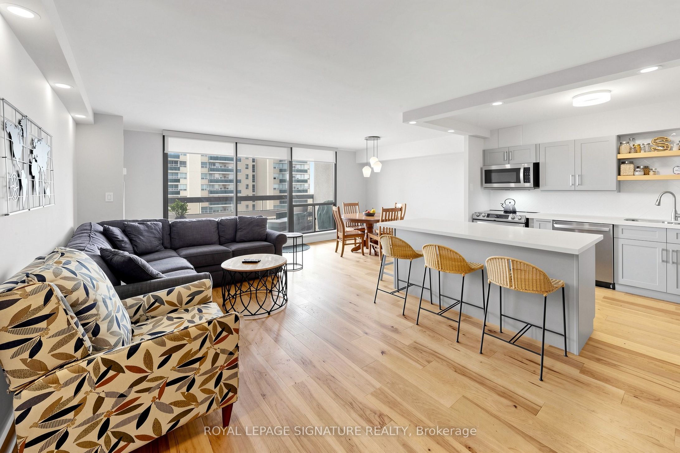 100 Quebec Avenue 1505, Toronto, ON M6P 4B8 photo 5