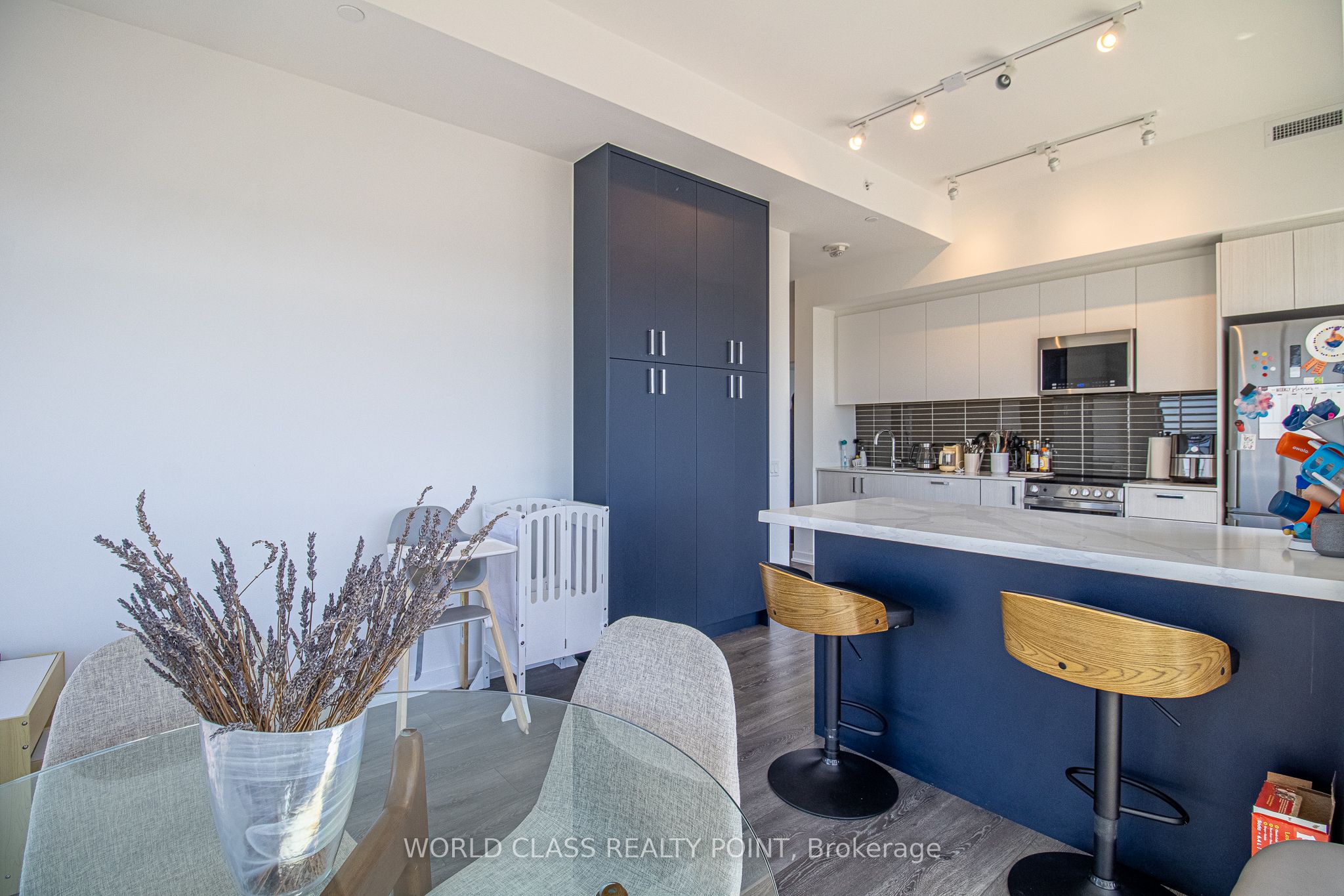 1787 St. Clair Avenue W 906, Toronto, ON M6N 1J3 photo 5