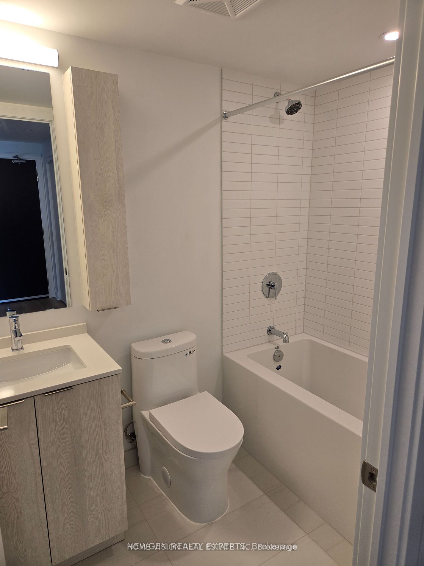 3009 Novar Road 1214, Mississauga, ON L5B 0P9 photo 5