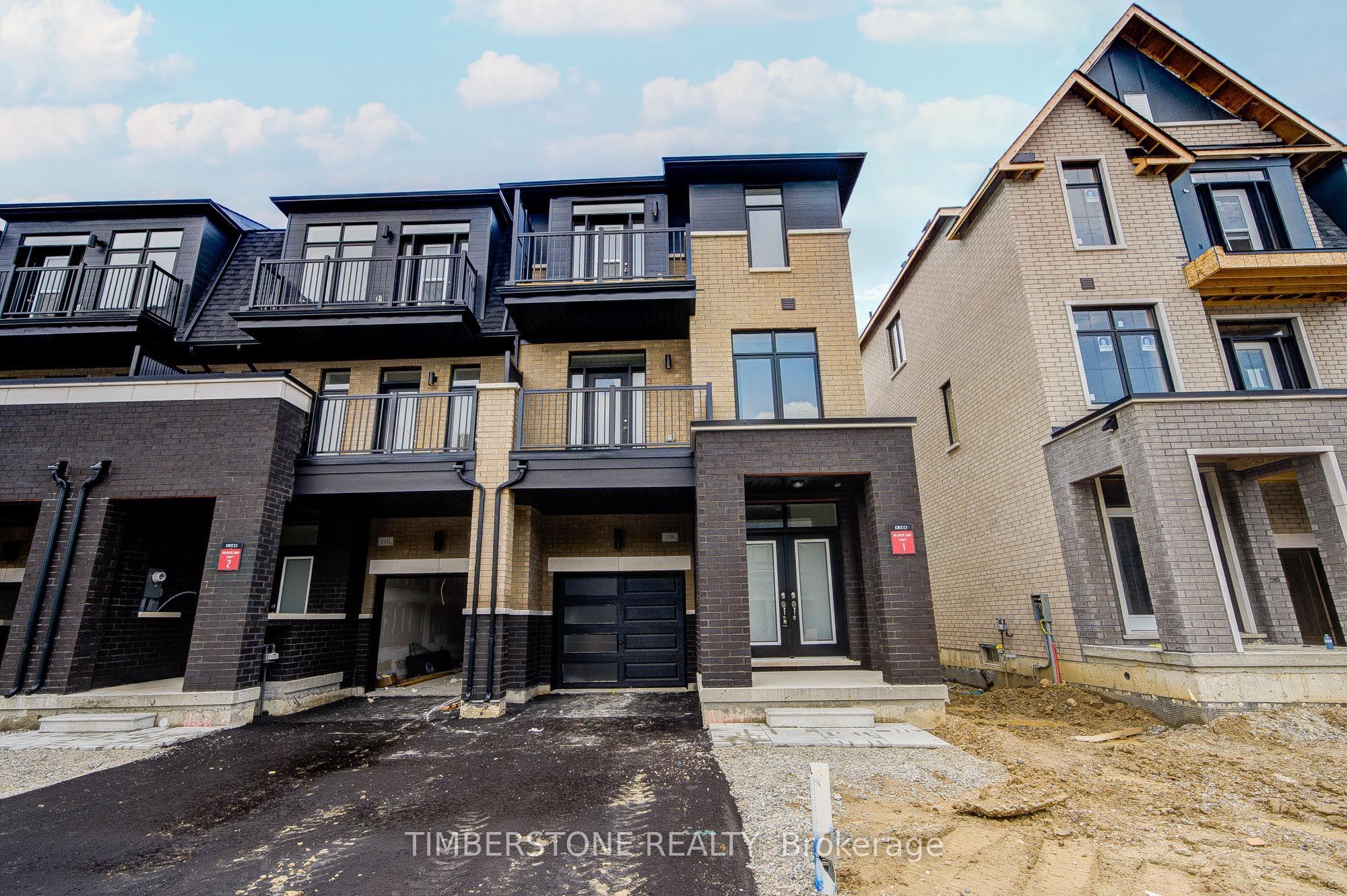 108 Arnold Circle, Brampton, ON L7A 5M2 photo 2