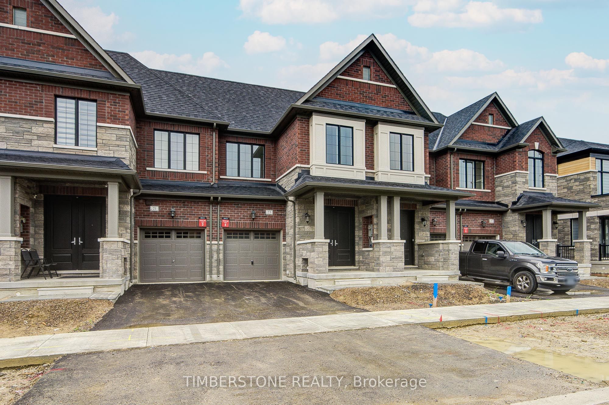 23 Boswell Drive, Brampton, ON L6P 4R7 photo 2