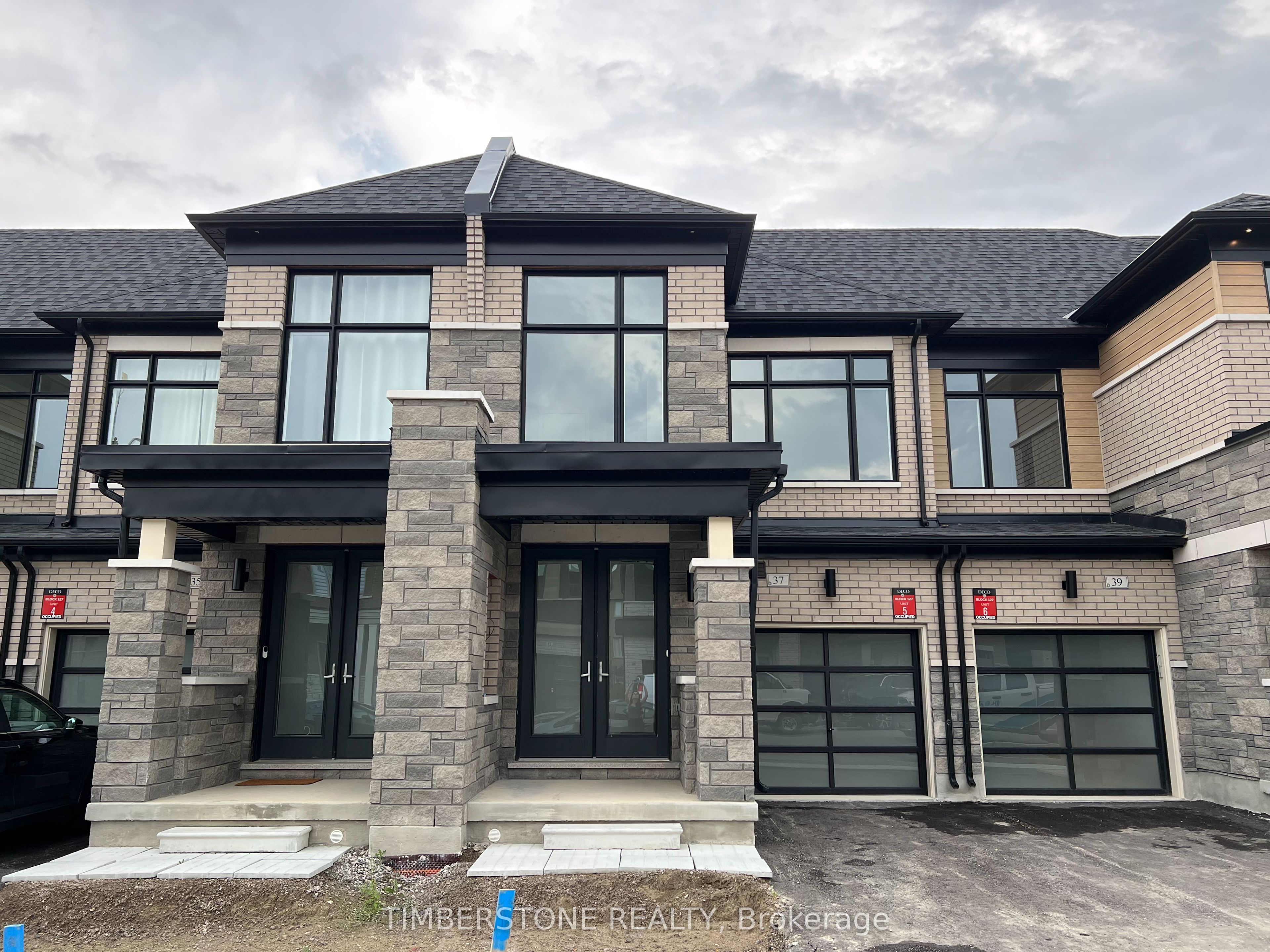 37 Boswell Drive, Brampton, ON L6P 4R7 photo 4
