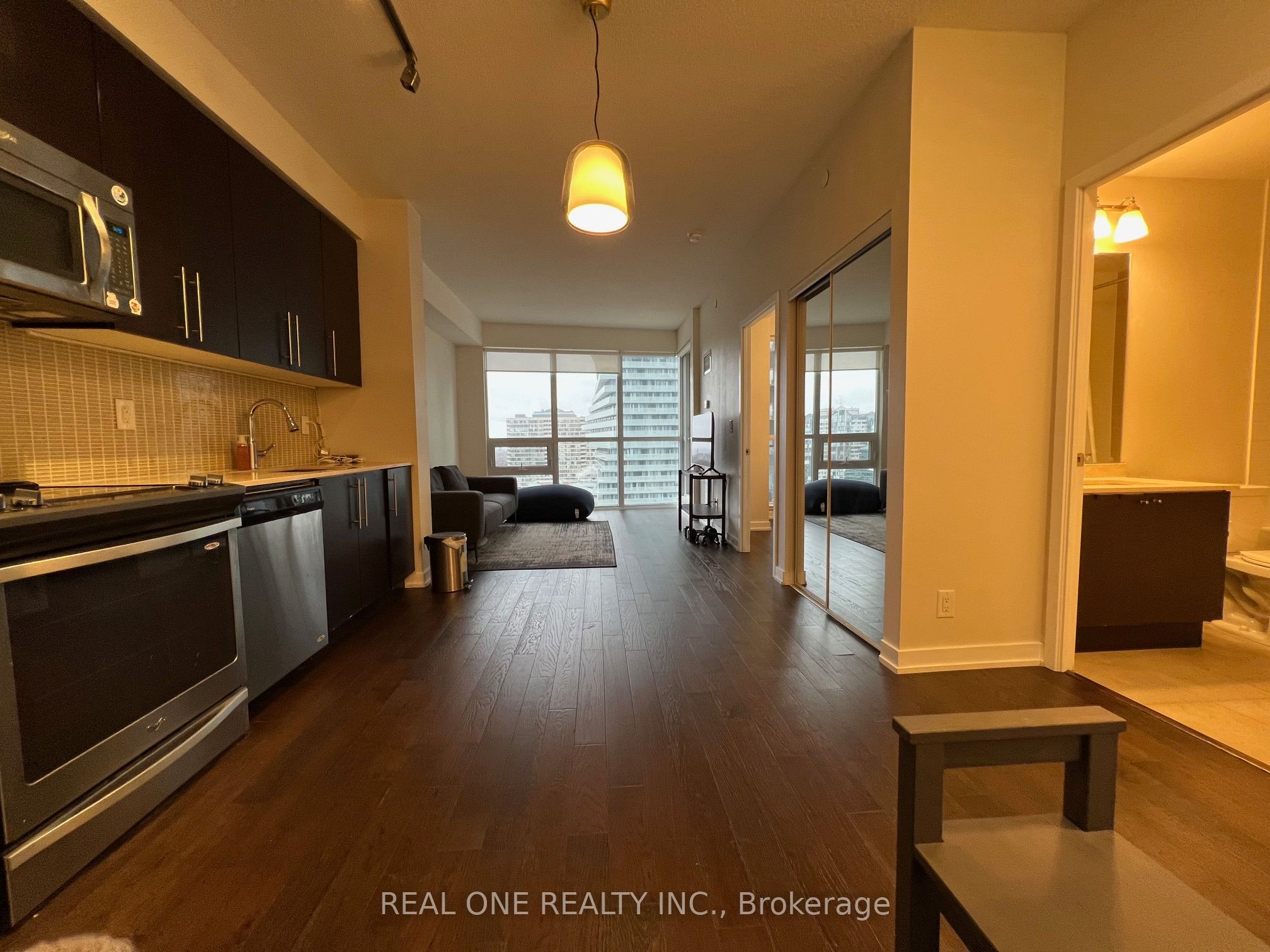 510 Curran Place 1410, Mississauga, ON L5B 0J8 photo 2