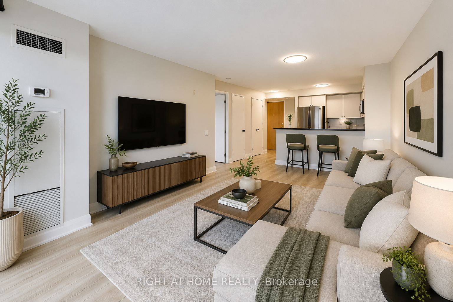 1040 The Queensway N/A 407, Toronto, ON M8Z 0A7