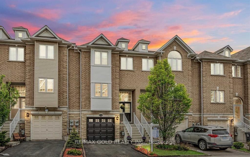740 Maxman Street, Mississauga, ON L5R 0B3