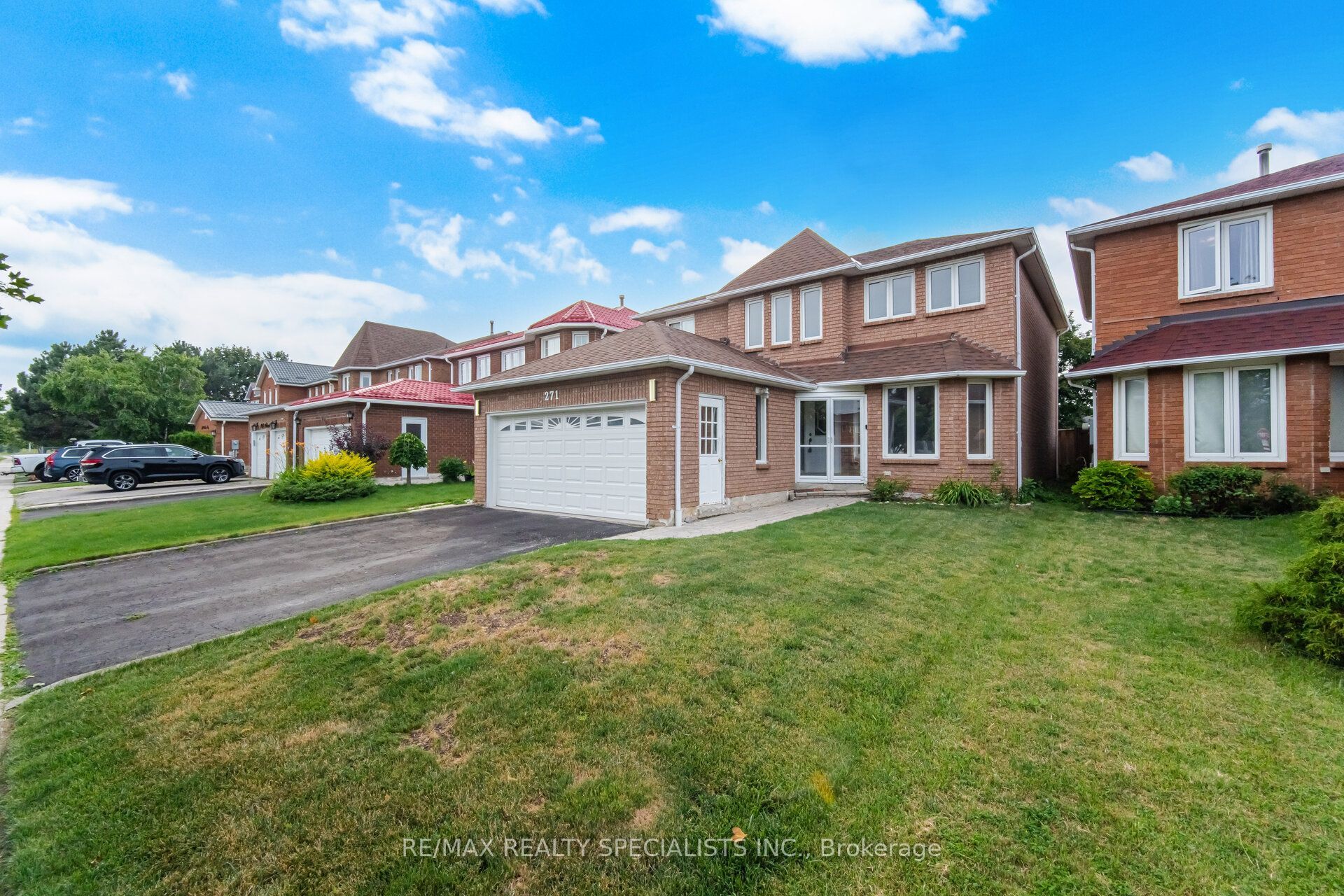 271 Nahani Way, Mississauga, ON L4Z 3B8
