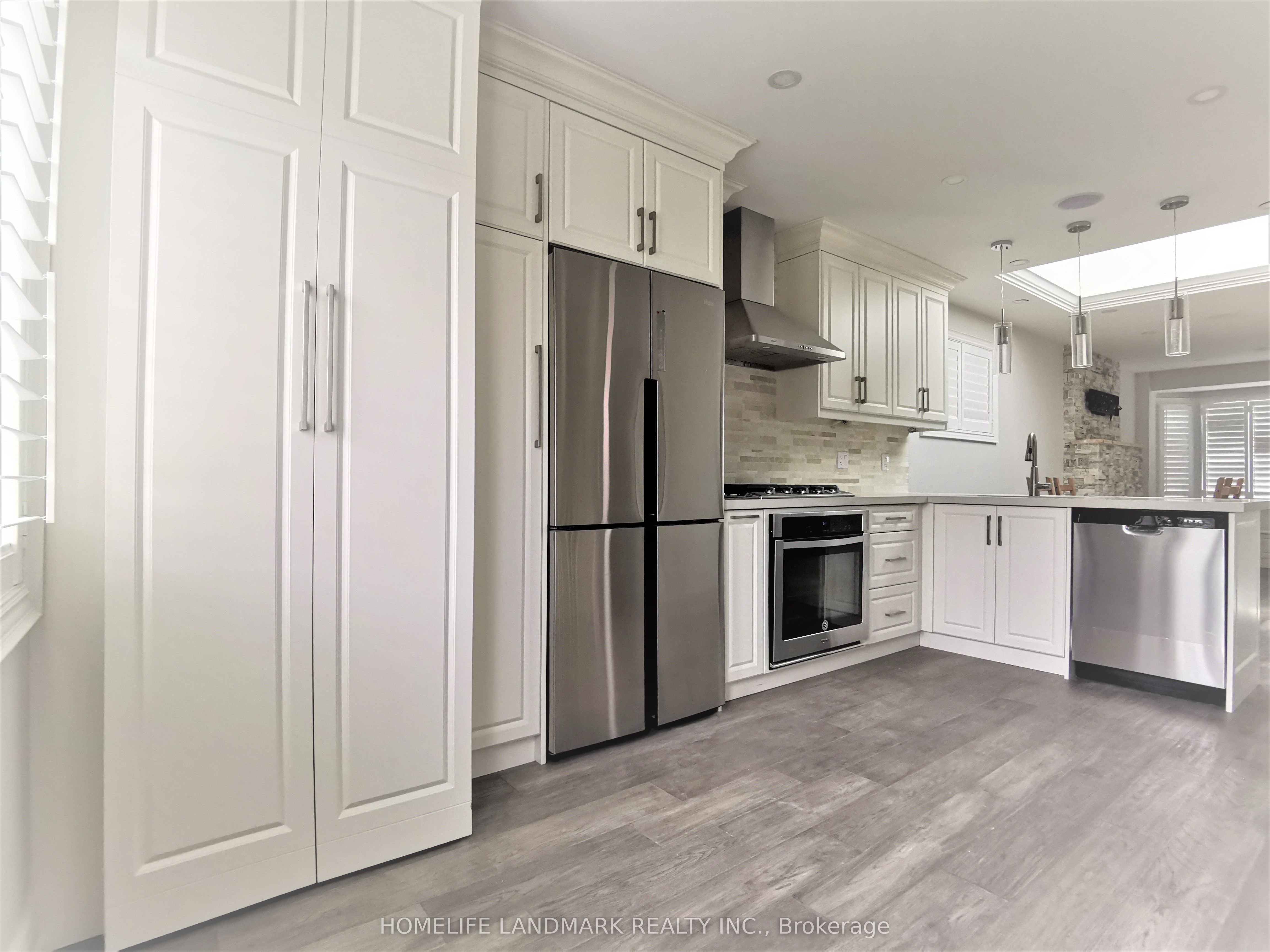 379 Whitmore Avenue Main, Toronto, ON M6E 2N5 photo 5
