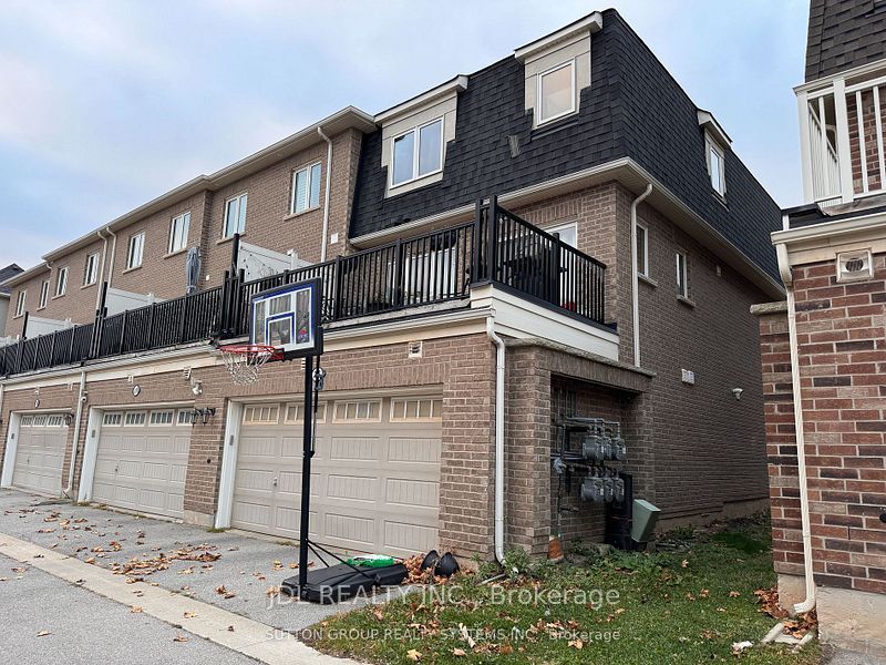 286 Ellen Davidson Drive, Oakville, ON L6M 0V5 photo 2