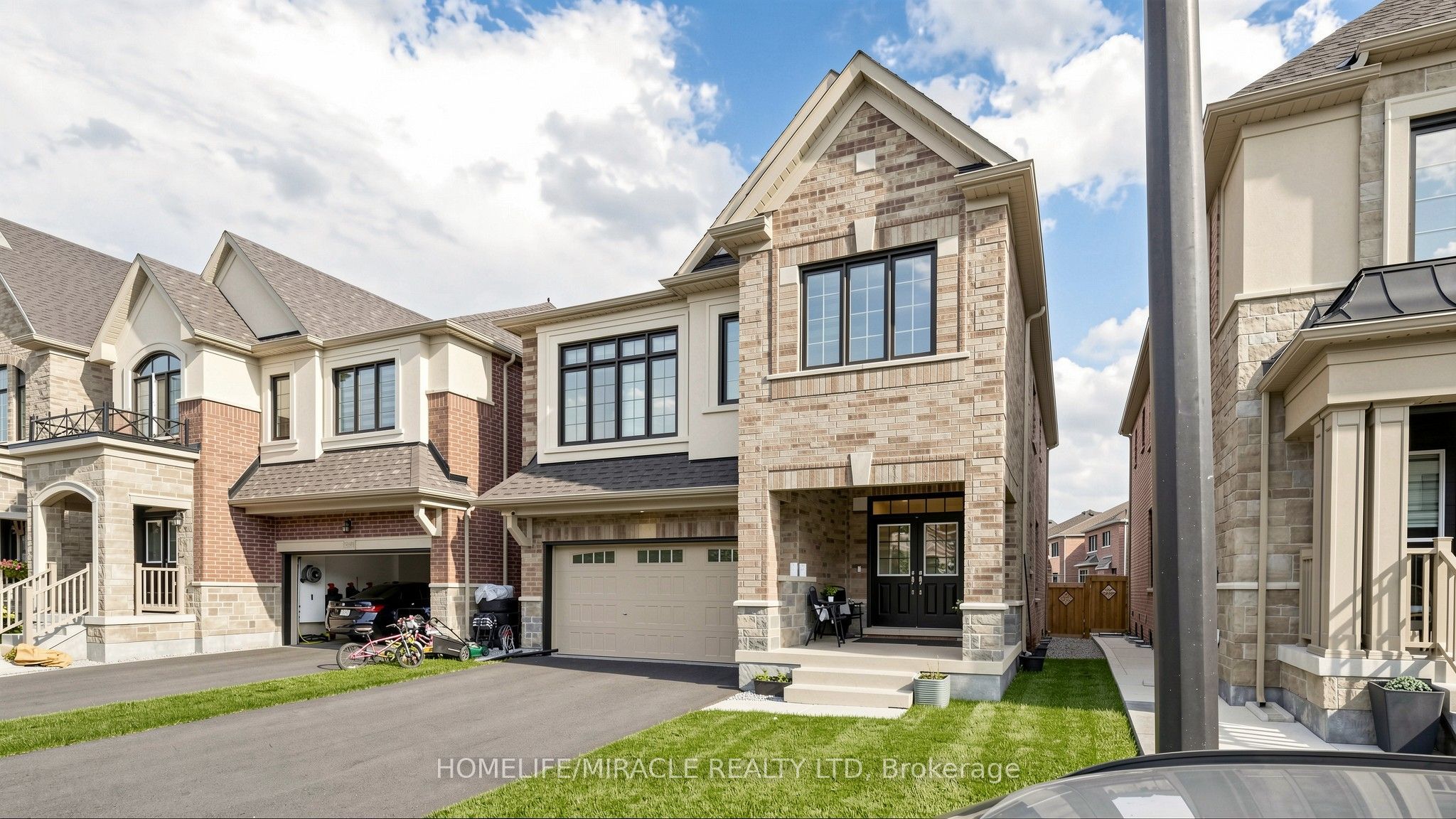 1492 Kitchen Court, Milton, ON L9E 1Y8 photo 3