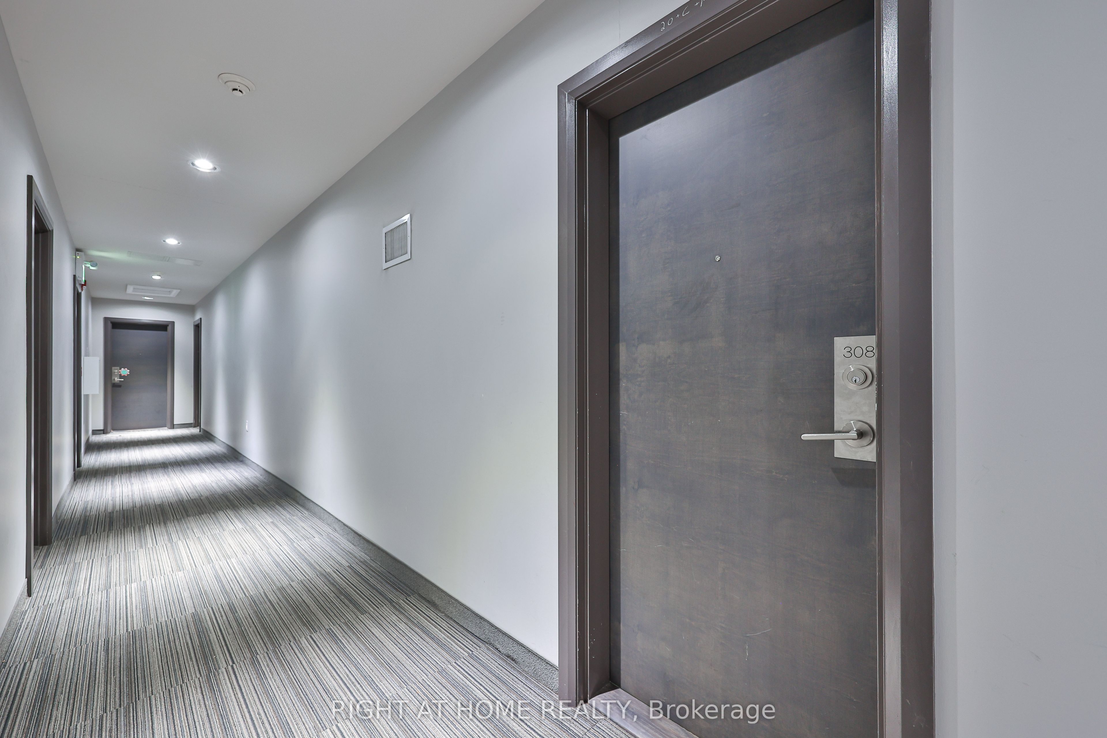 2393 Bronte Road 308, Oakville, ON L6M 1P5 photo 4