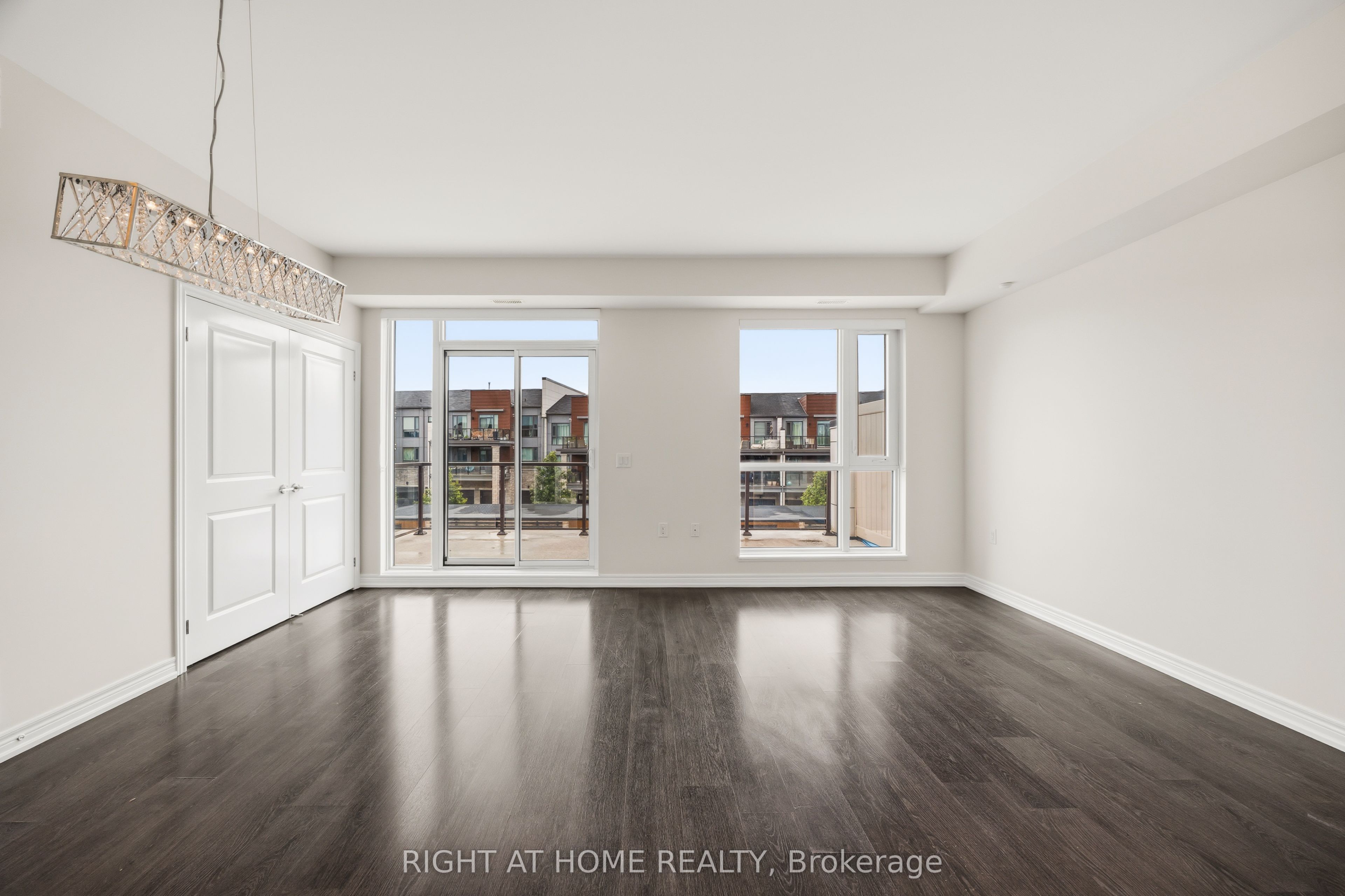 2393 Bronte Road 308, Oakville, ON L6M 1P5 photo 5