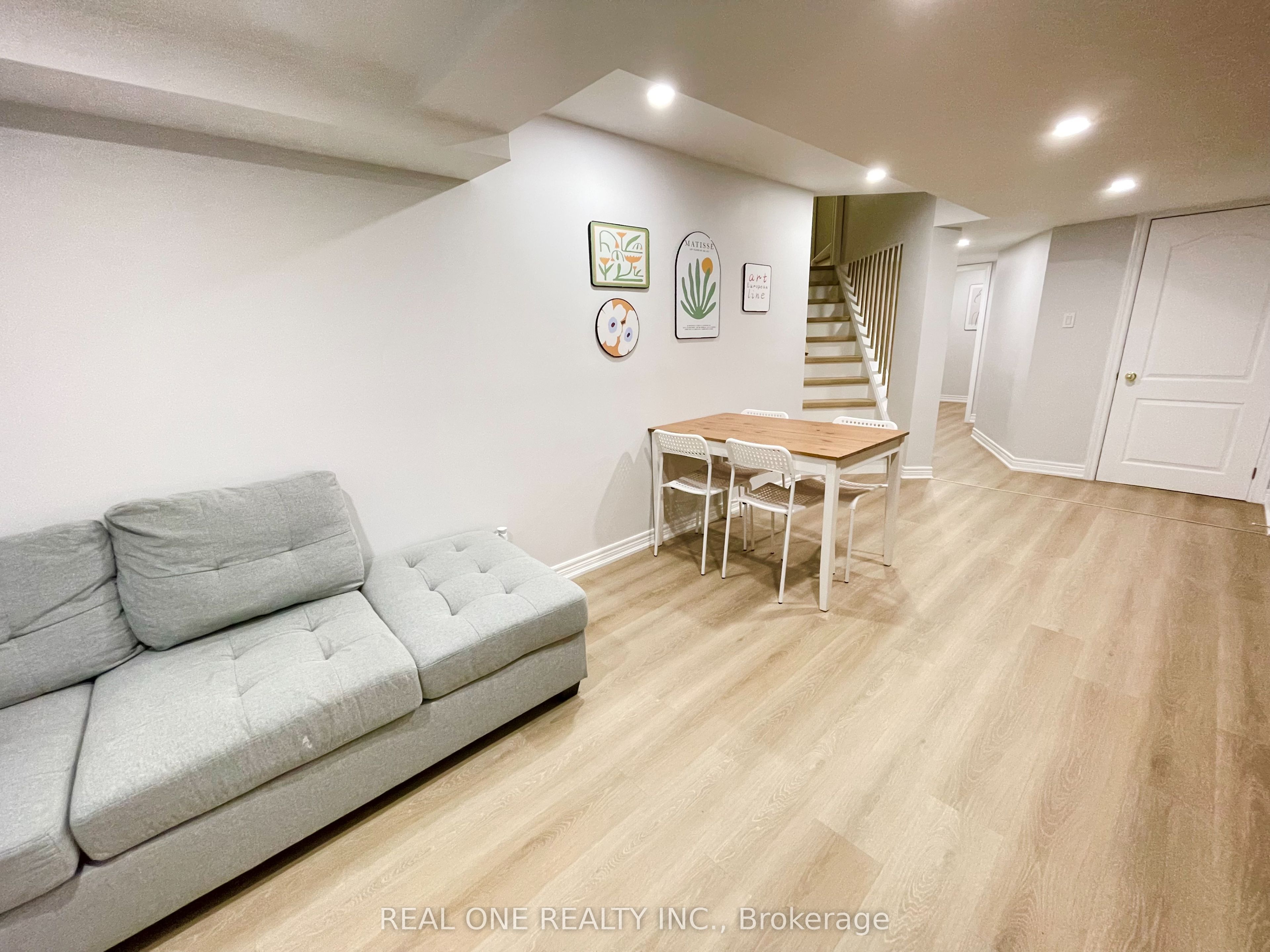 485 English Rose Lane Basement, Oakville, ON L6H 7A3 photo 5