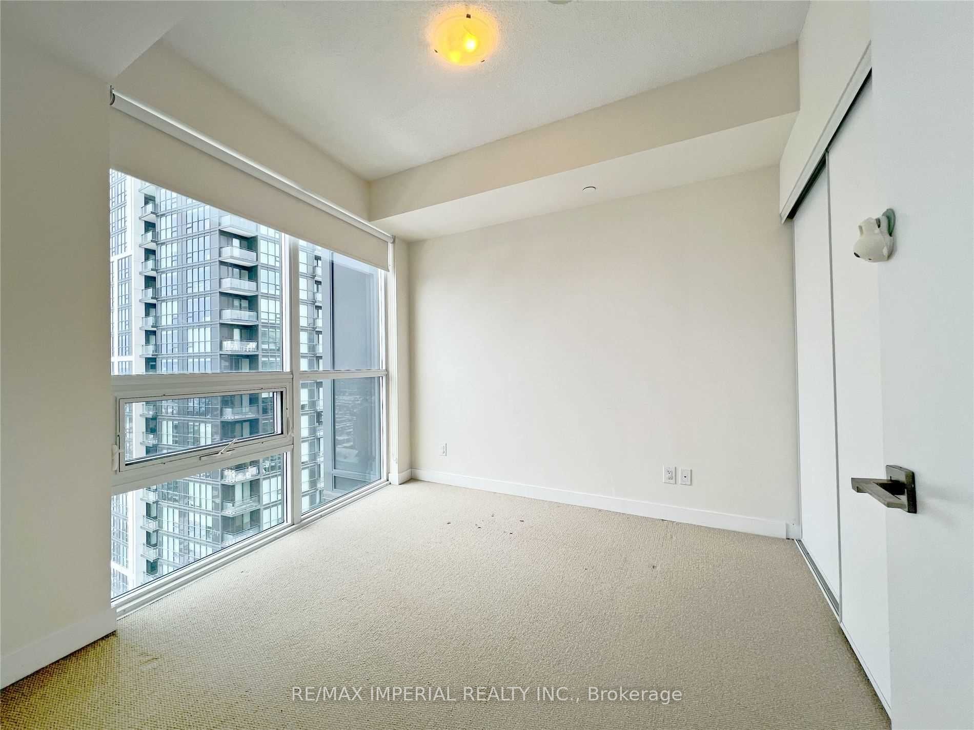510 Curran Place 2909, Mississauga, ON L5B 0J8 photo 2