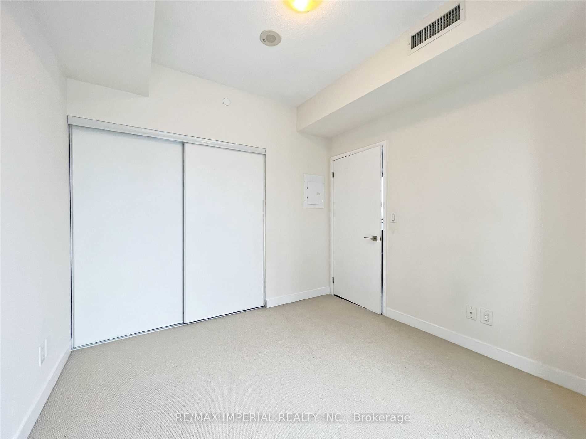 510 Curran Place 2909, Mississauga, ON L5B 0J8 photo 5