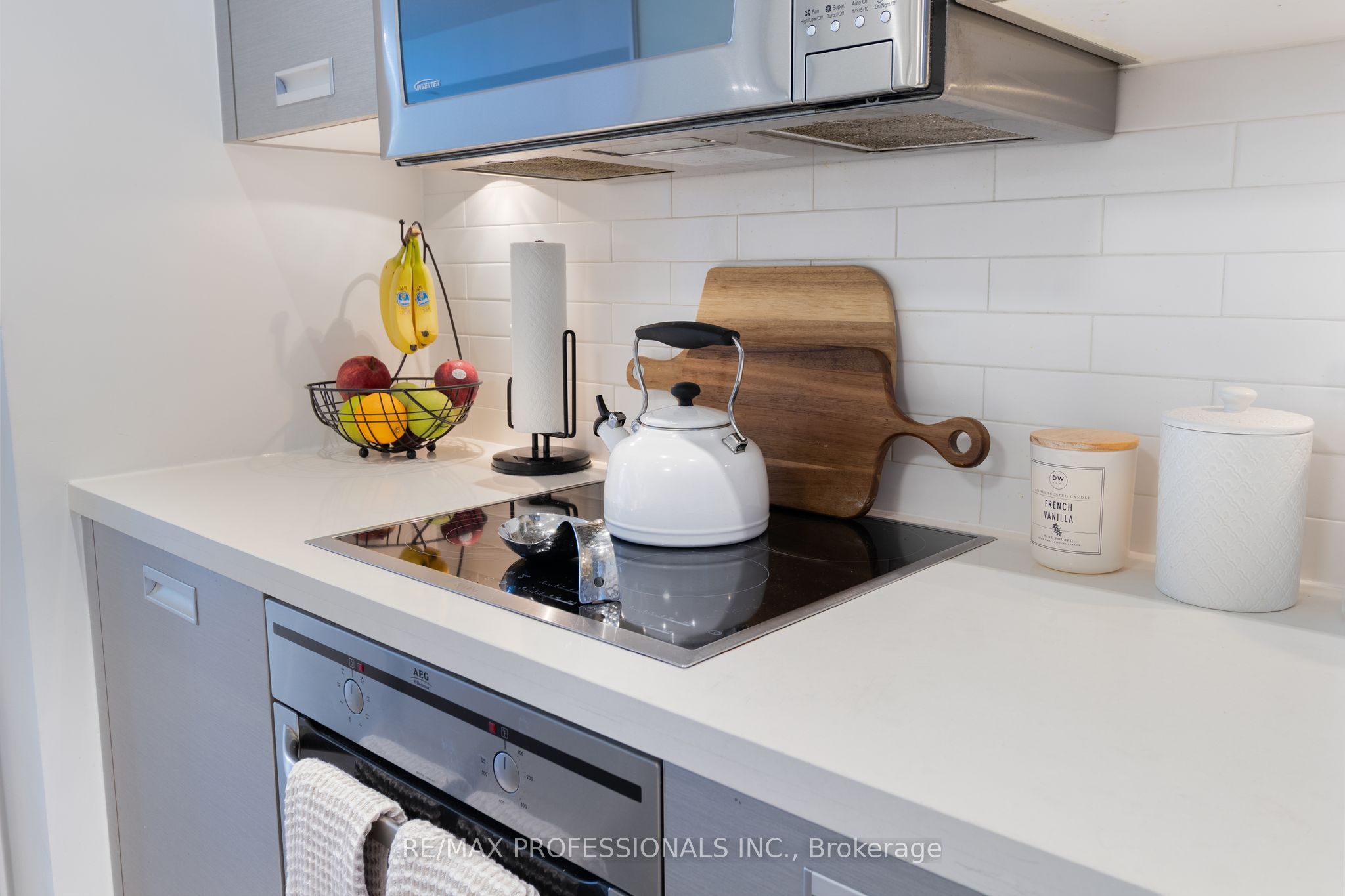 88 Park Lawn Road 1502, Toronto, ON M8Y 0B5 photo 5