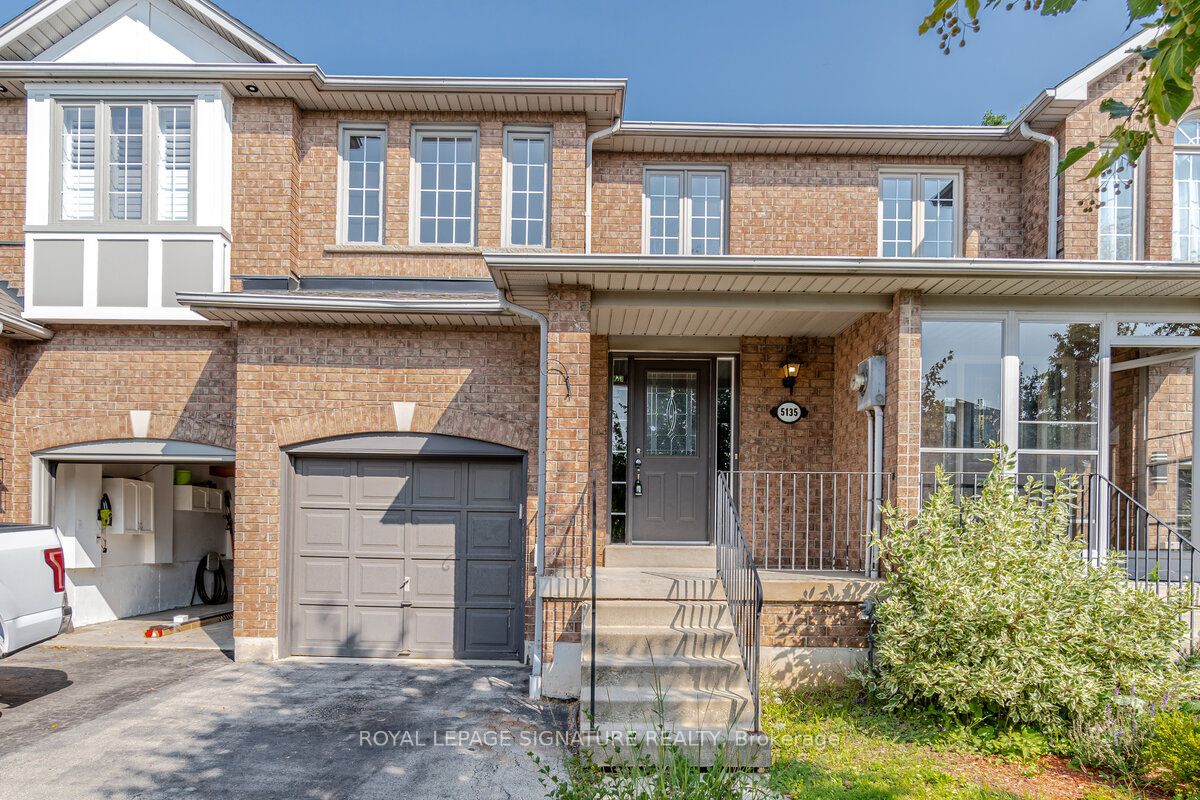 5135 Falconcrest Drive, Burlington, ON L7L 6K4