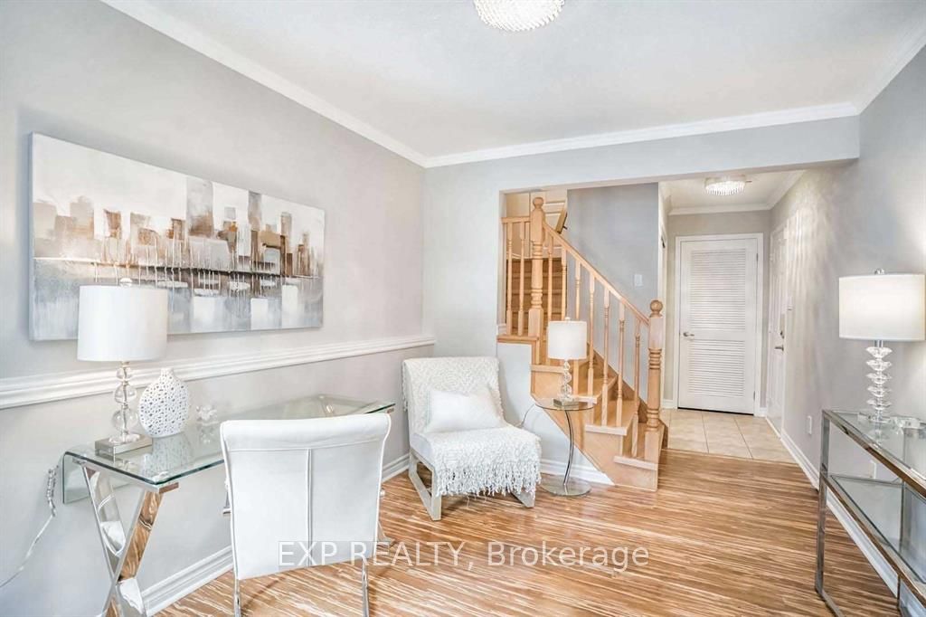 945 Sprague Place, Milton, ON L9T 0K6 photo 3