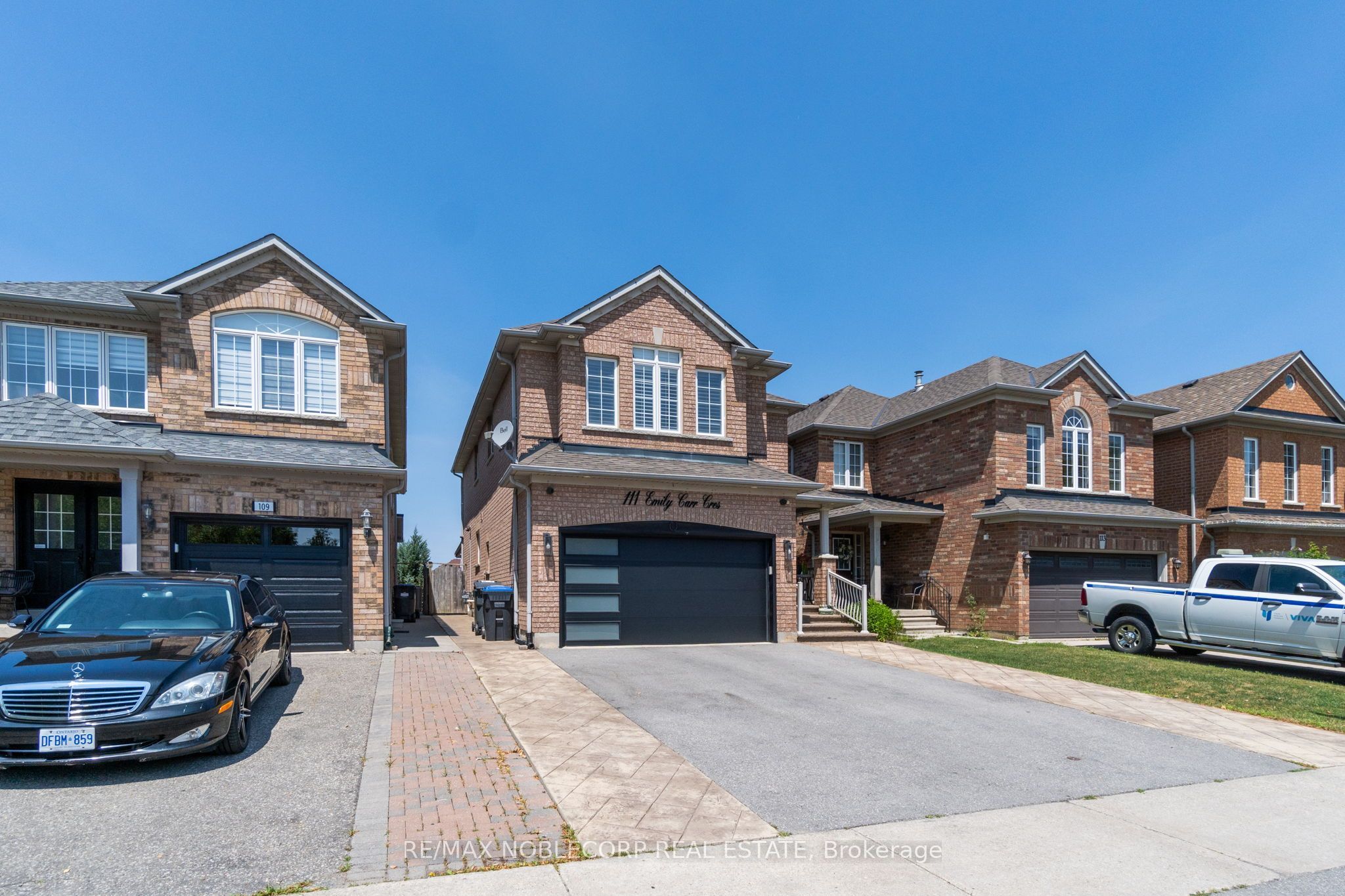 111 Emily Carr Crescent, Caledon, ON L7E 2L8 photo 4