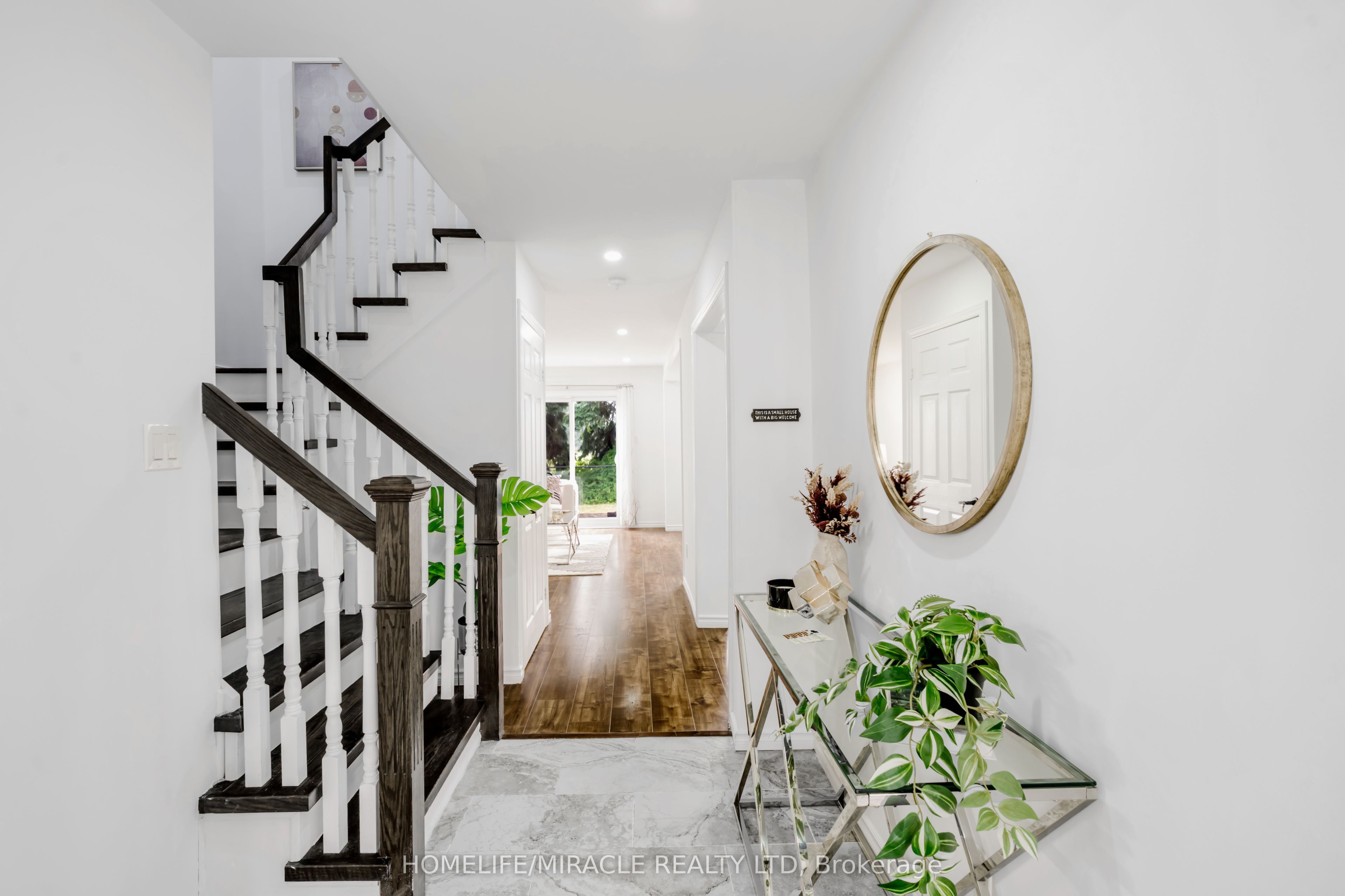 38 Whitehaven Drive, Brampton, ON L6Z 2R5 photo 4