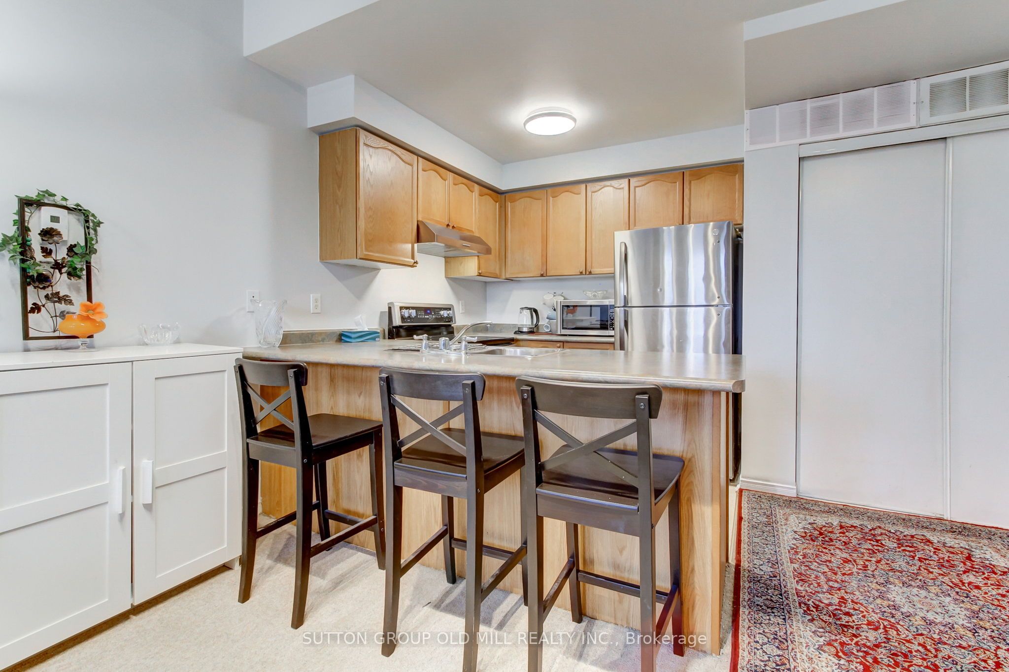 760 Lawrence Avenue W 167, Toronto, ON M6A 3E7 photo 5
